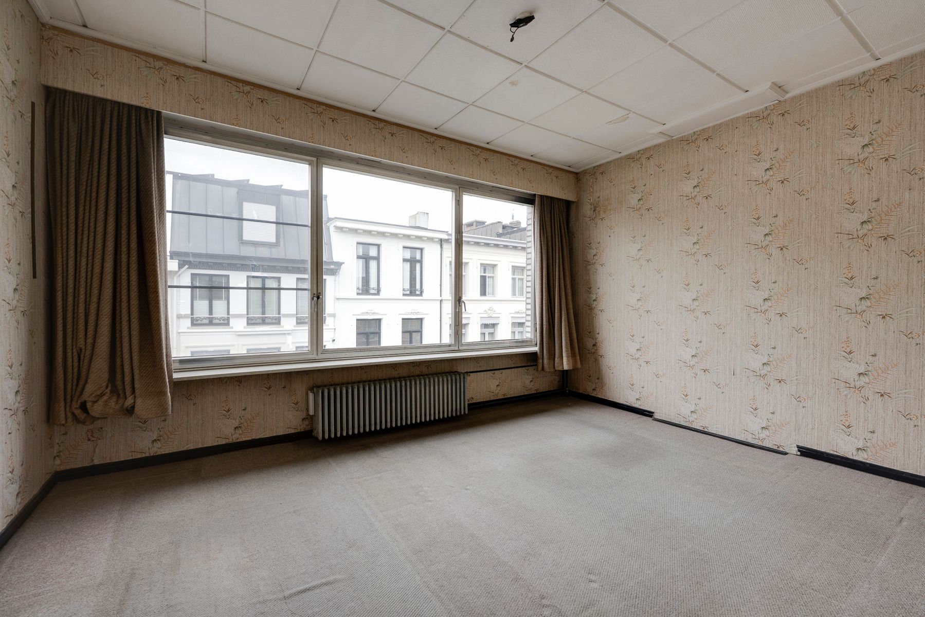 Te renoveren herenhuis met garage in hartje Markgravebuurt foto 13