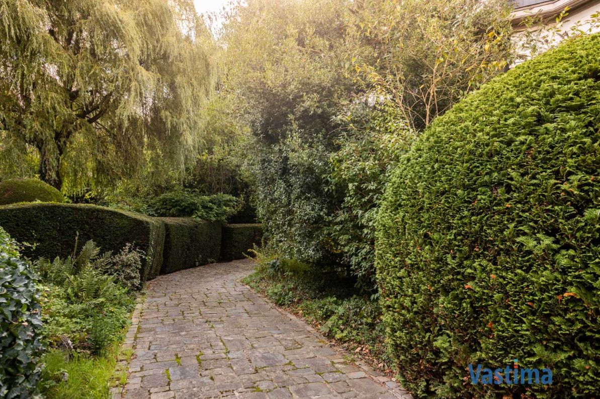 Karaktervolle villa met authentieke charme in een groene setting foto 36