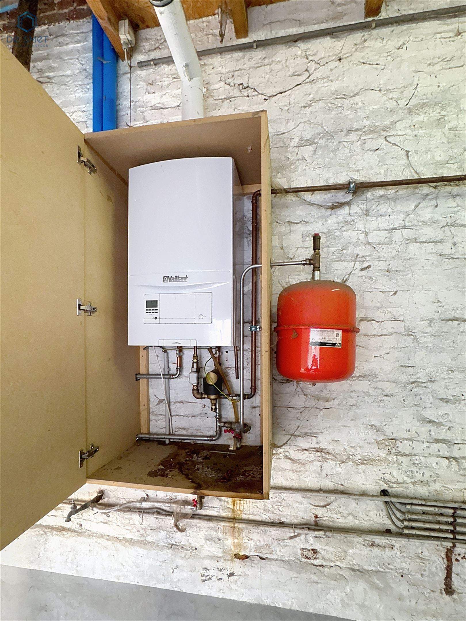 Rustig gelegen gezinswoning met 3 slaapkamers, garage en ruime tuin in Idegem foto 12