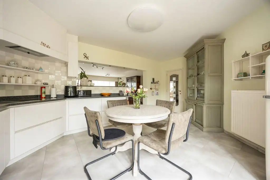 Mooi afgewerkt gelijkvloersappartement als investering foto 6