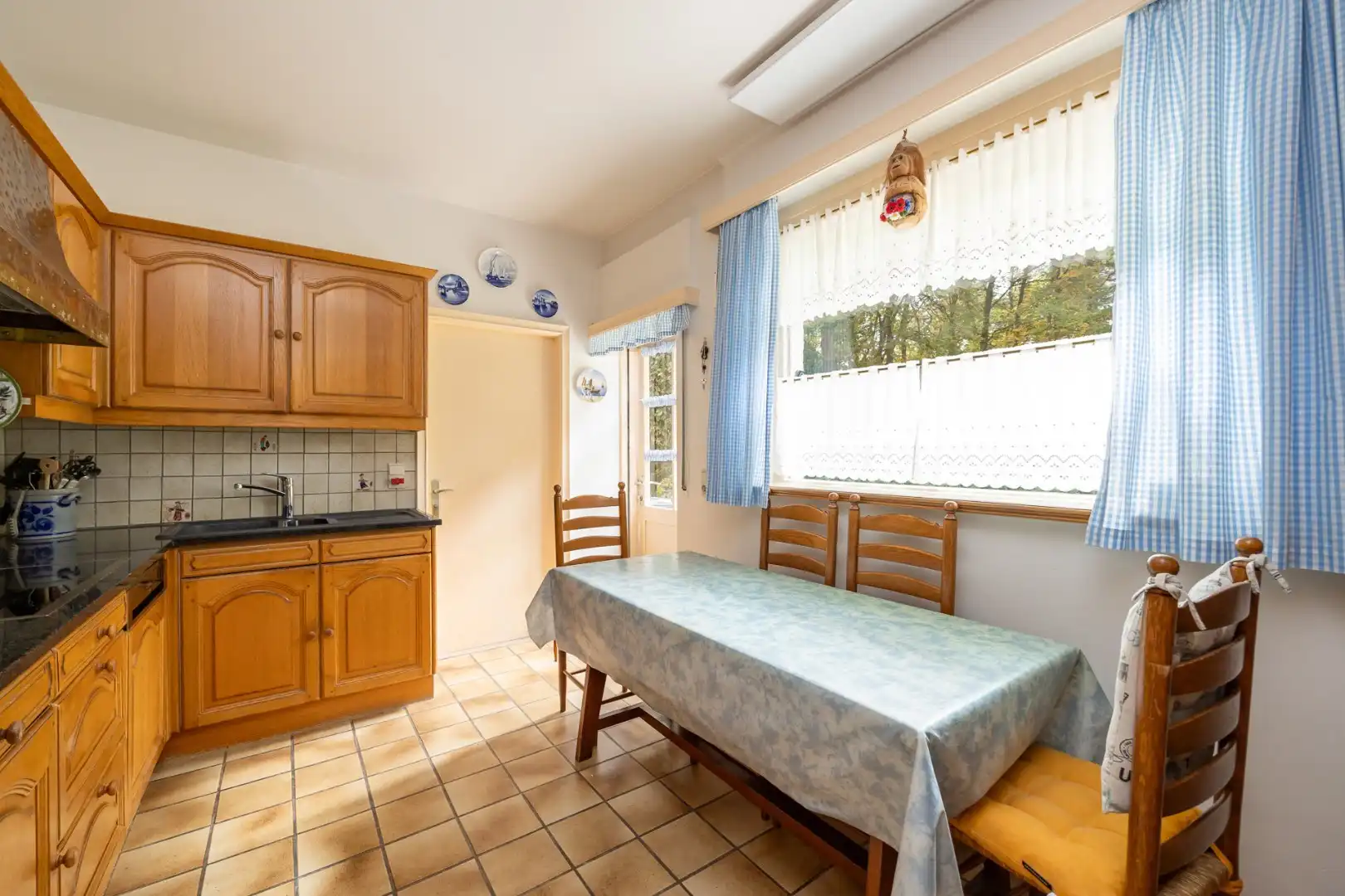 Klassieke villa op een perceel van 3.890 m² met een straatbreedte van 40 meter en Zuid-Oriëntatie te Schilde  foto 10