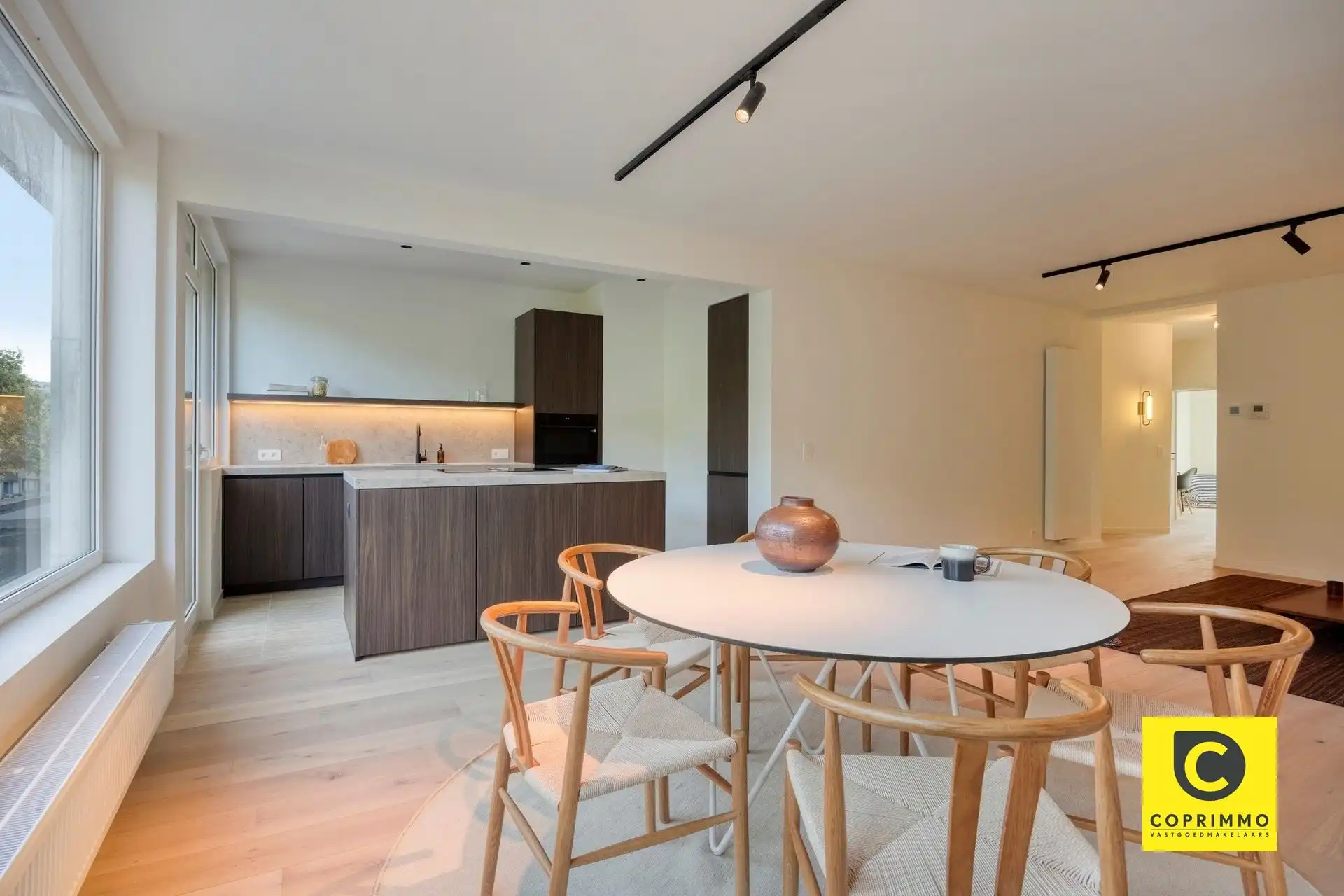 Gerenoveerde parel met 3 slaapkamers op toplocatie! foto 5