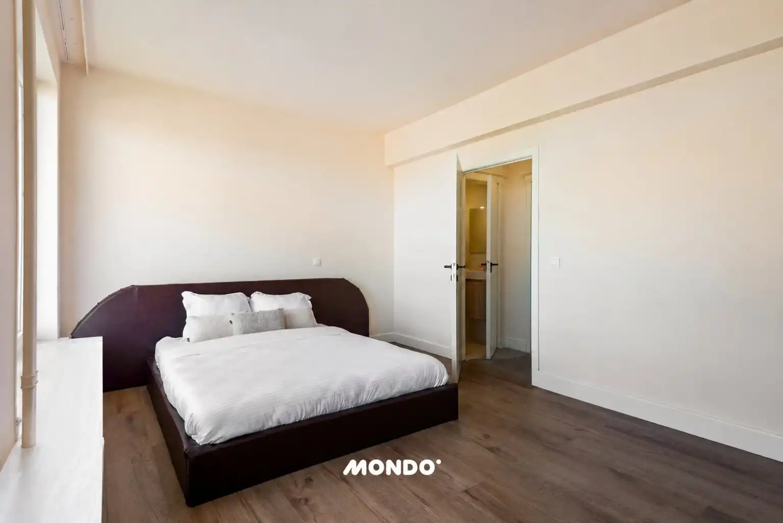 Exclusief appartement met panoramisch zicht op Antwerpen foto 20