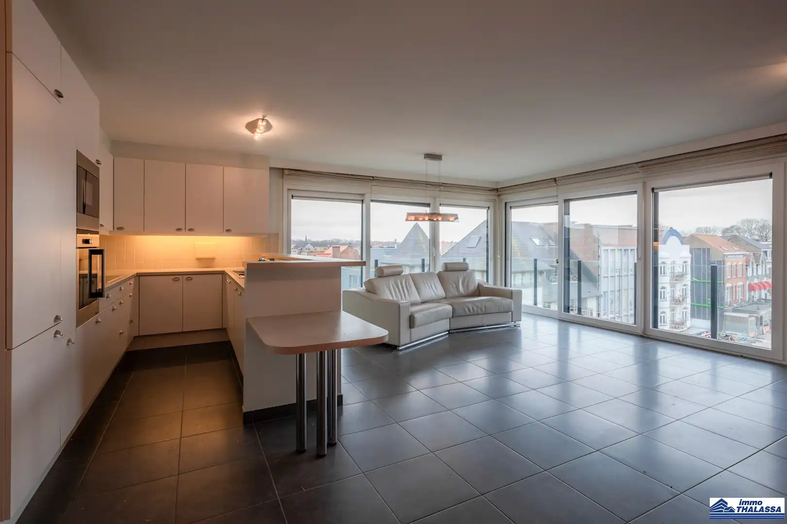 Appartement aan de grote Markt in De Panne foto 5