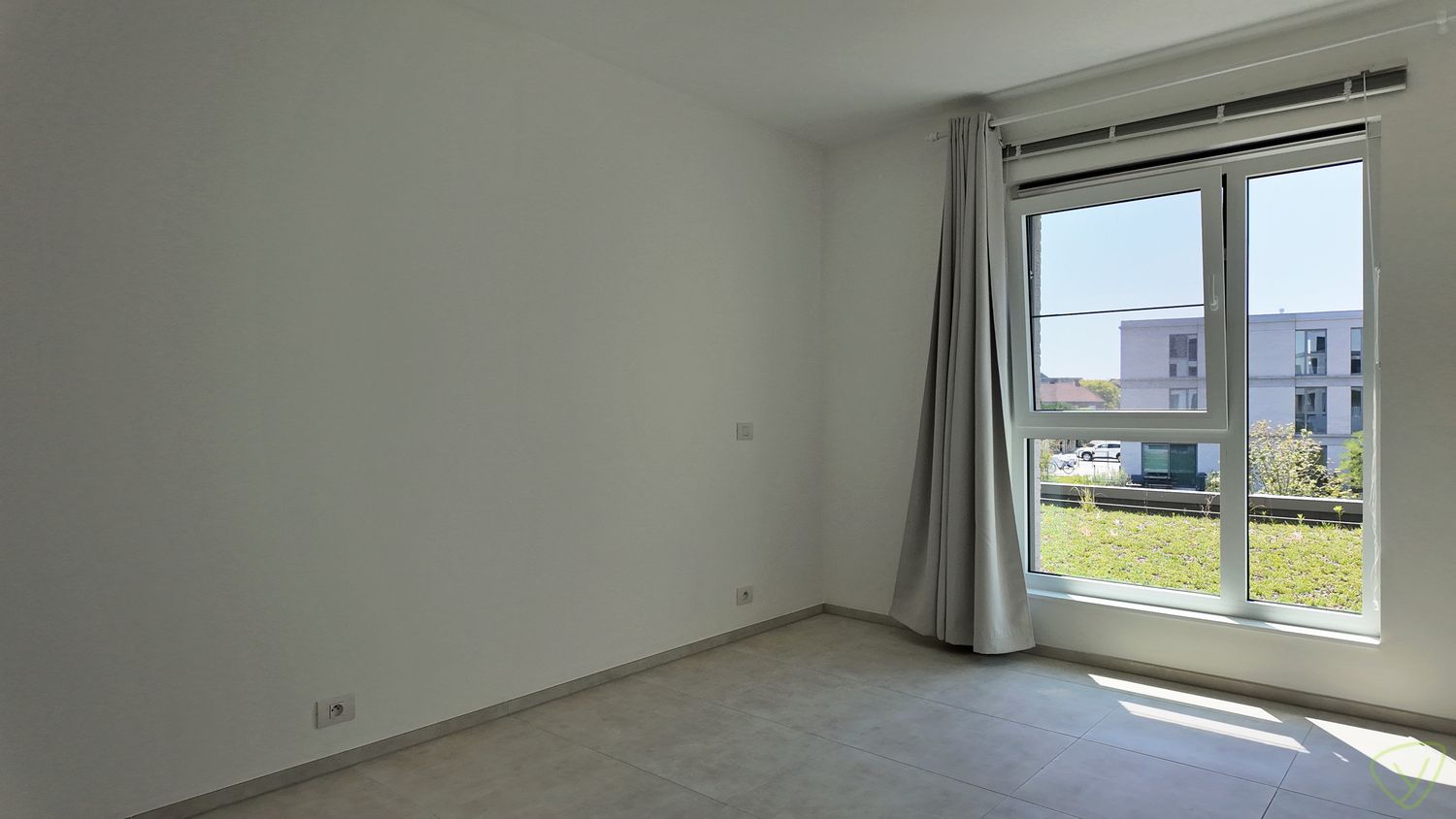 Nieuwbouwappartement met terras en parkeerplaats in het Molenpark te Eeklo! foto 14