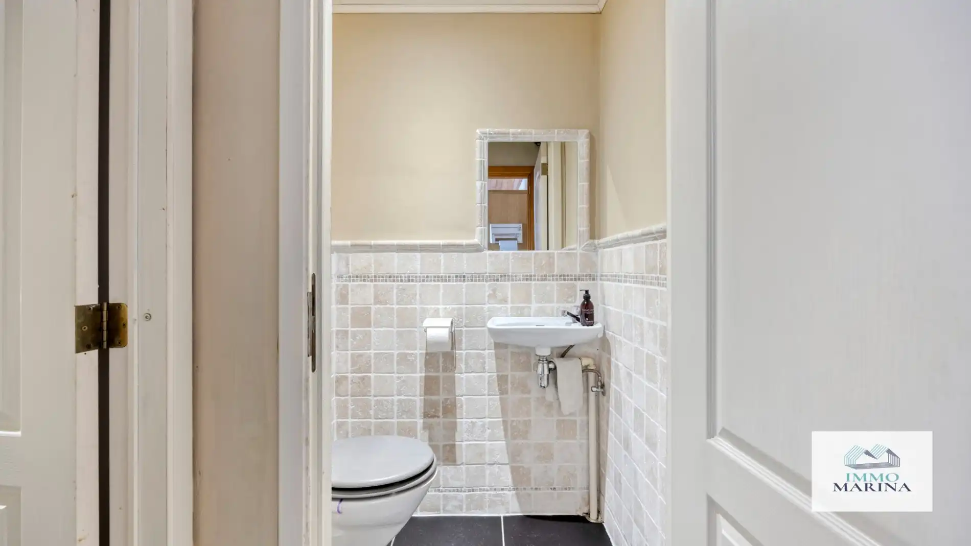 Ruime woning met zuid tuin, carport te Booischot. foto 14