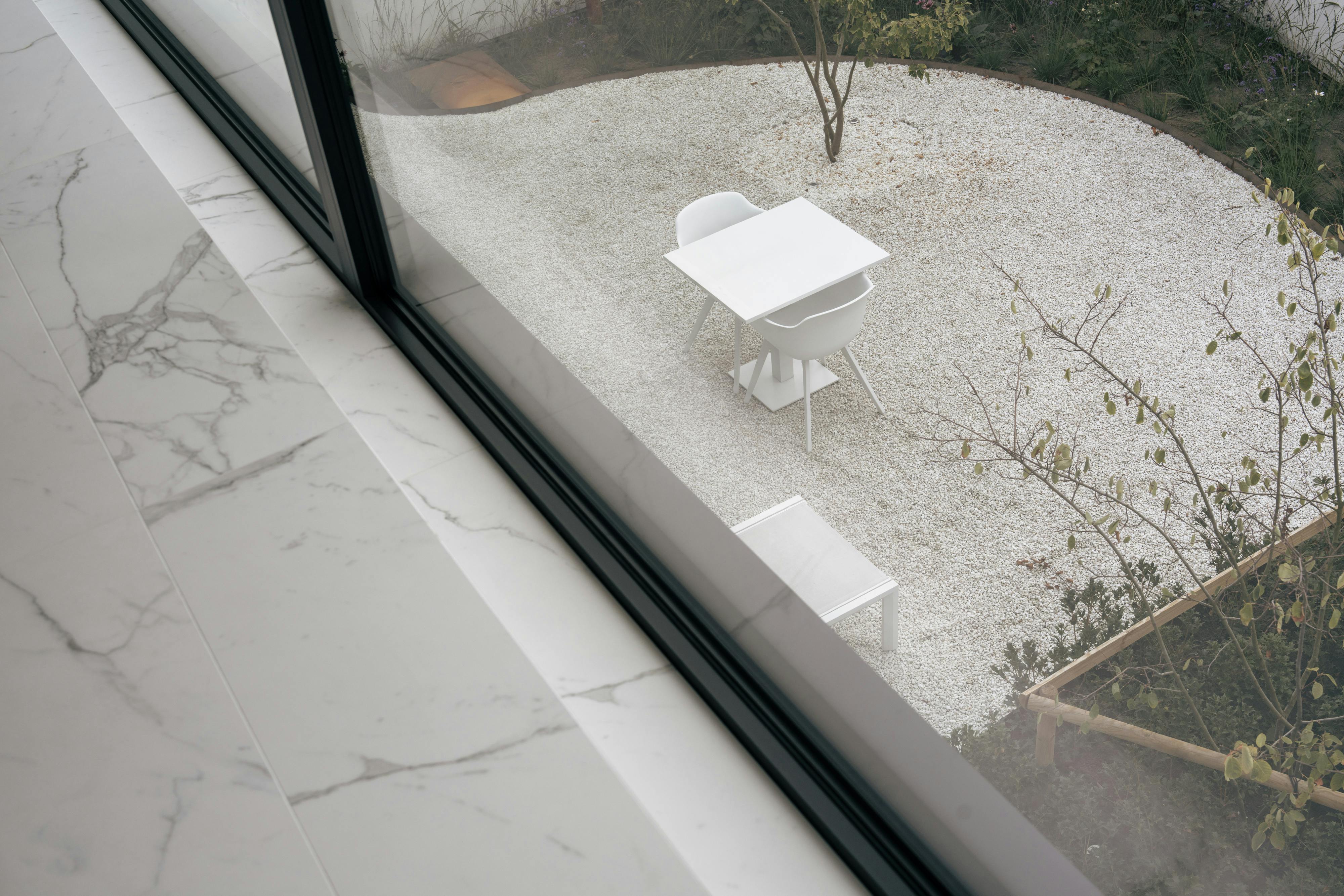 Hypermoderne strakke villa met zwembad in Gits foto 23