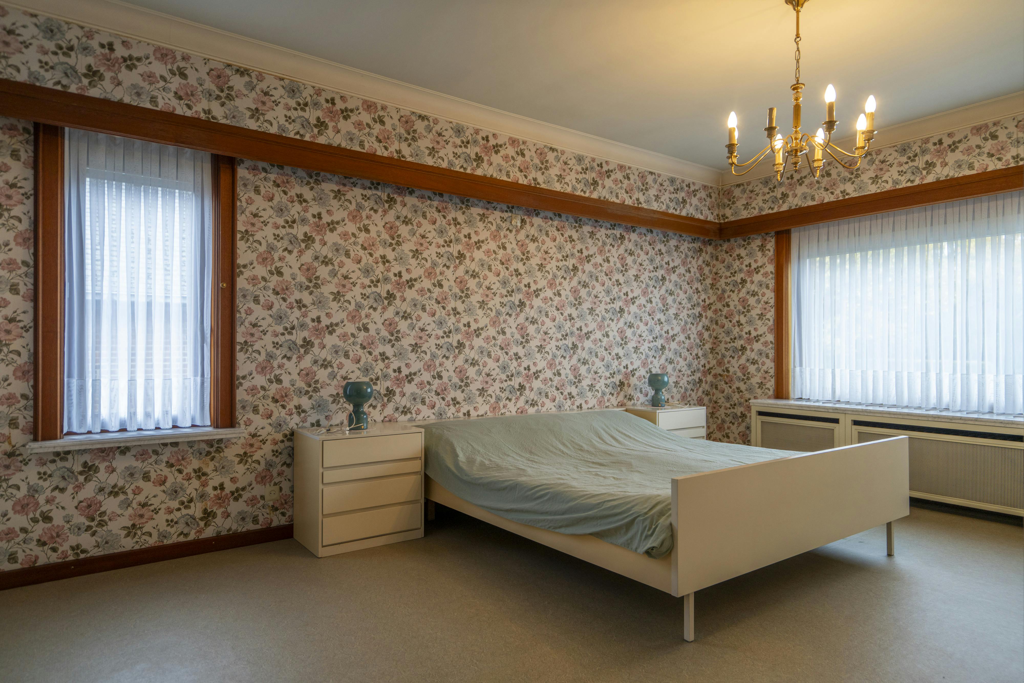 Ruim te renoveren huis te koop in Harelbeke  foto 16