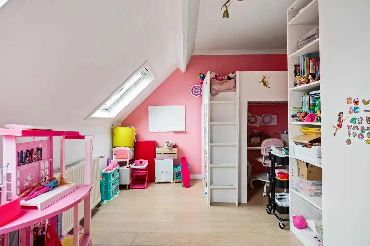 Gezellige gerenoveerde woning met 2 slaapkamers en een charmante tuin in Schoten! foto 13