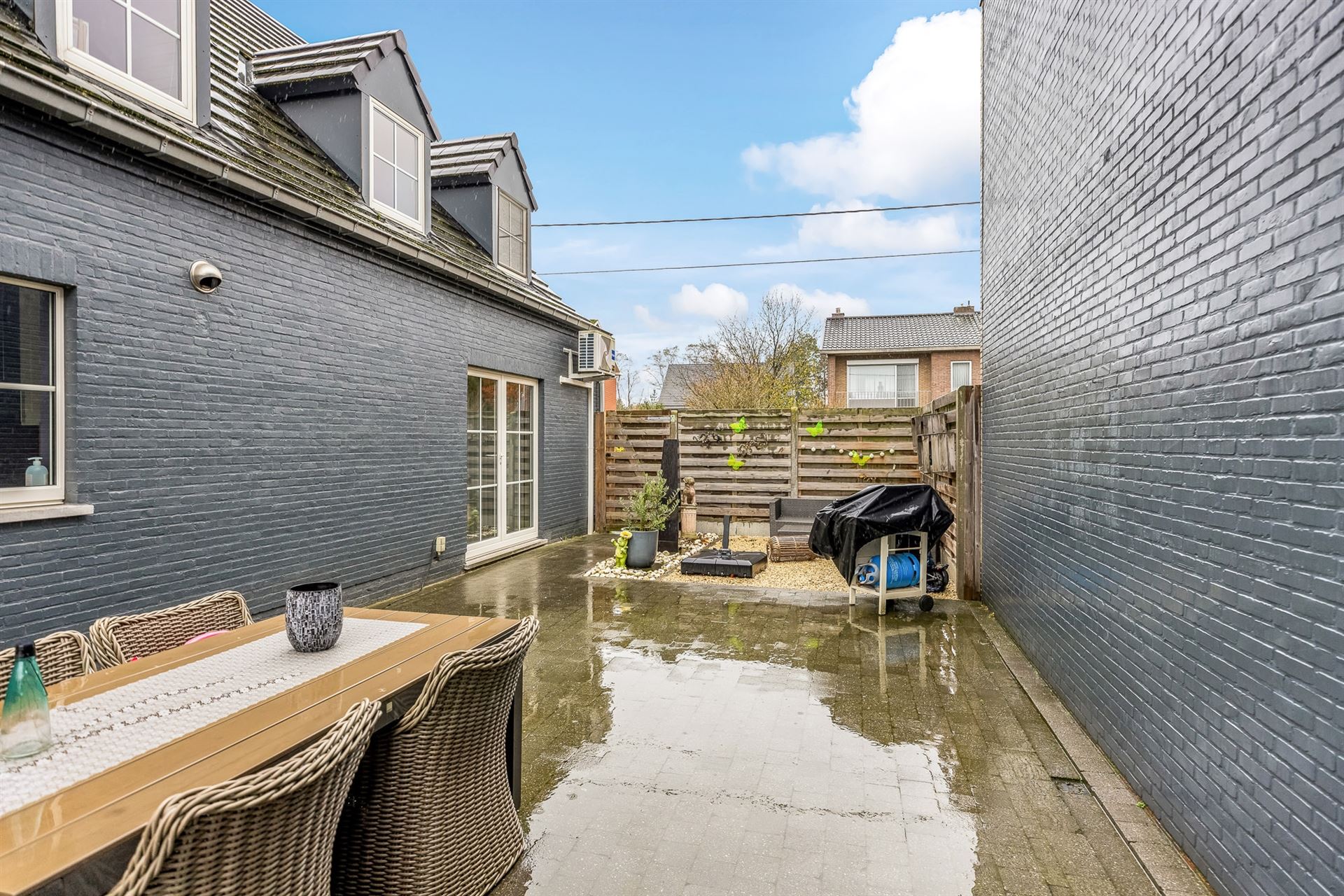 Mooi gerenoveerde woning met 4 (5) slaapkamers en ruimte voor bijberoep + extra woning om te verhuren foto 19