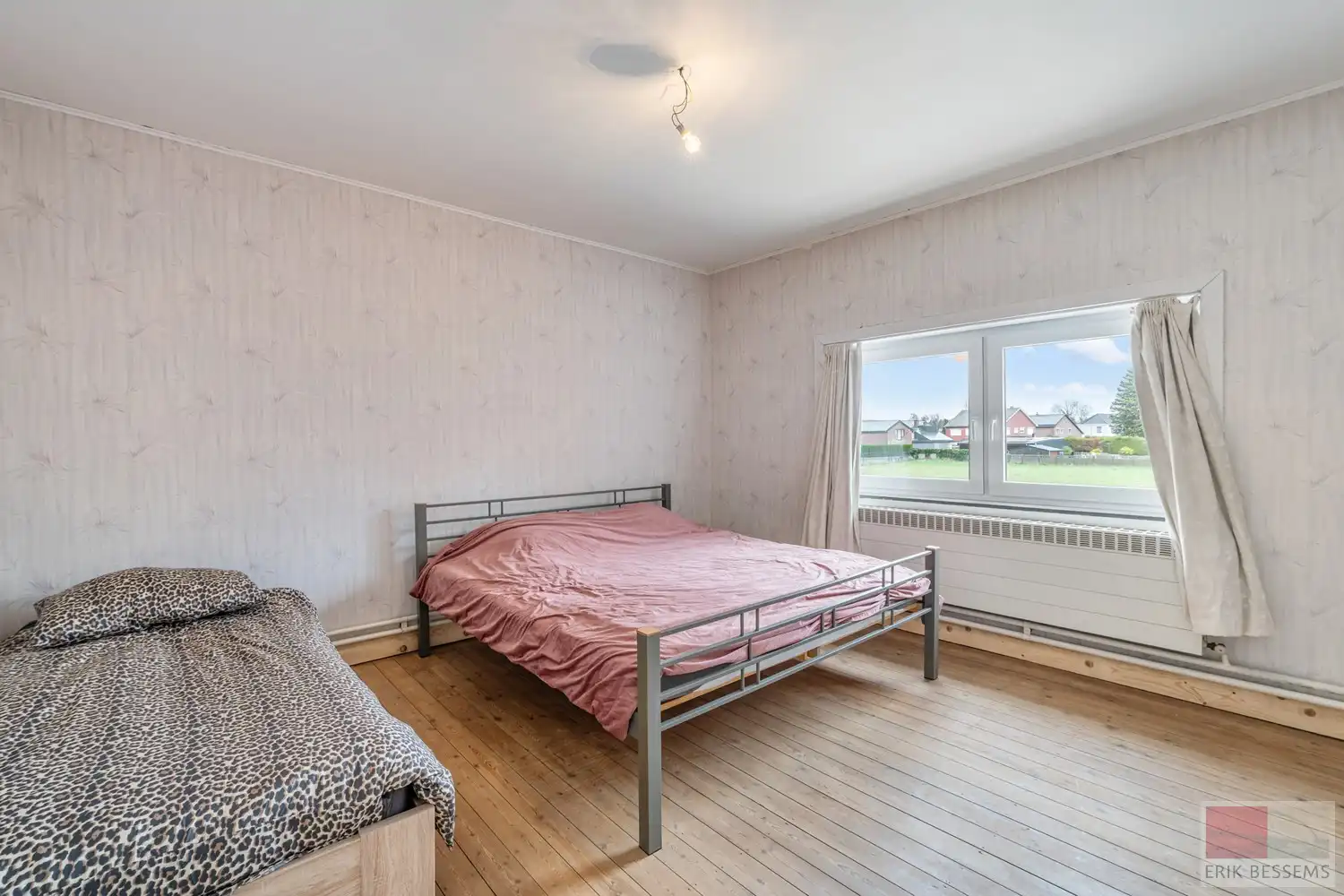 Charmante op te frissen woning met veel potentieel, met een woonoppervlakte van 169 m² foto 17