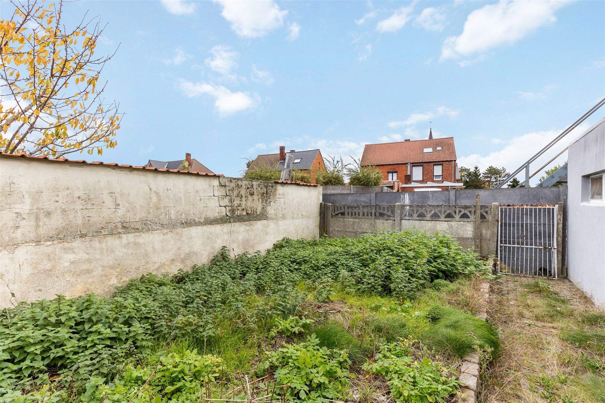 TE RENOVEREN WONING MET TUIN OP CENTRALE LIGGING TE BERINGEN foto 12