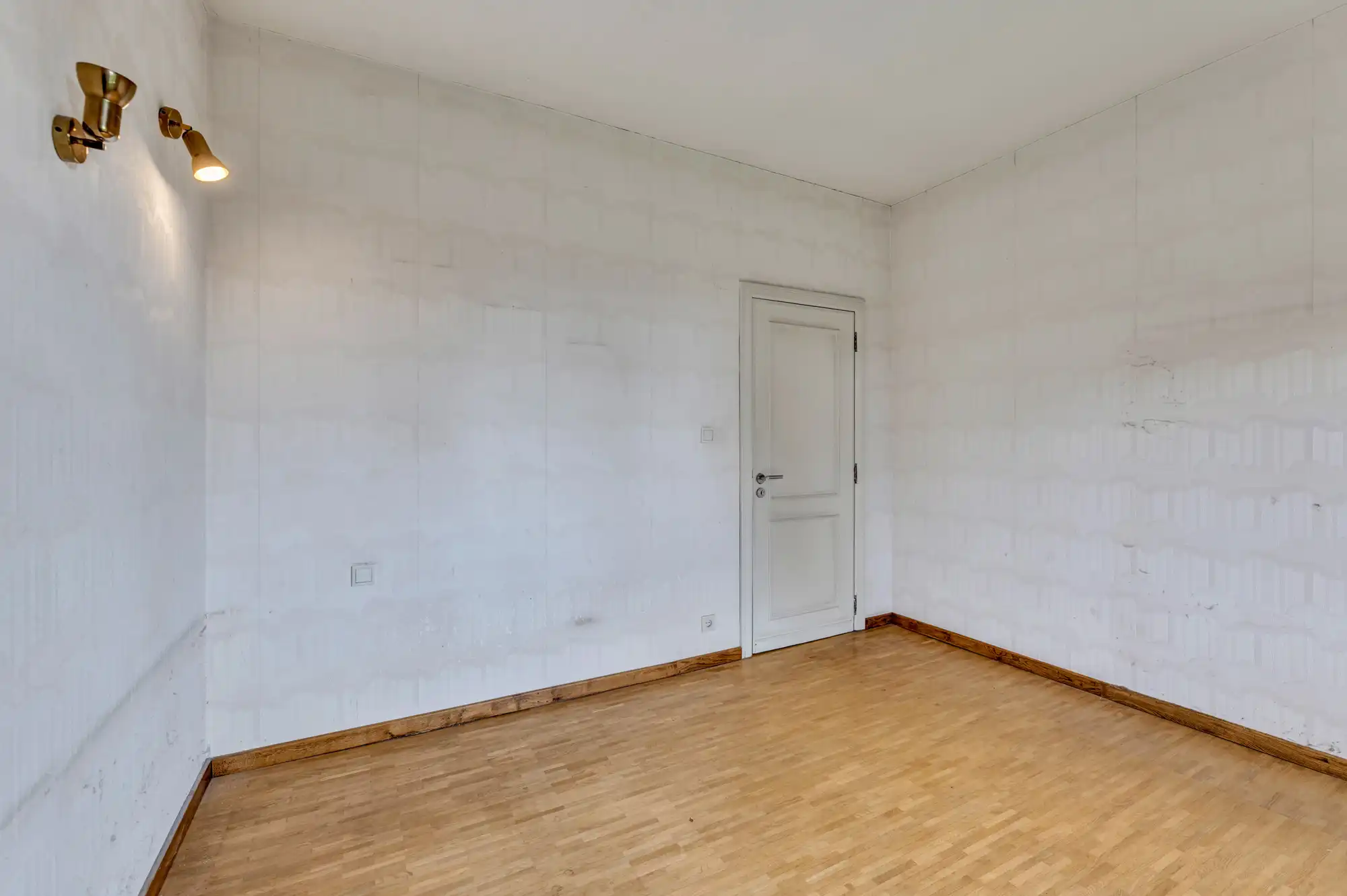 Ruime villa met 4 slpk met bouwgrond op +-18a met mooi zicht foto 13