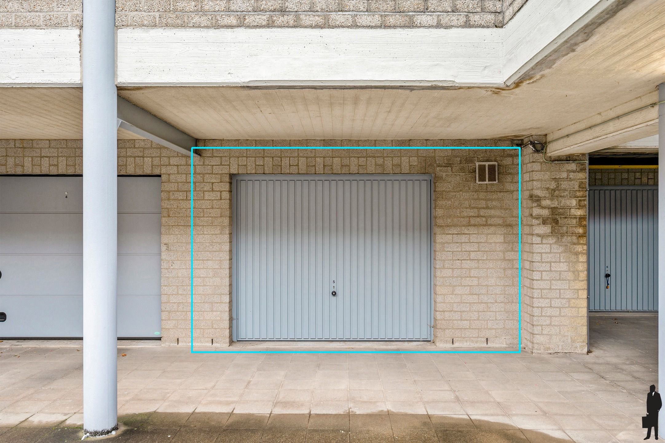 Ruim te renoveren appartement (152 m²) met uitzonderlijk potentieel foto 17