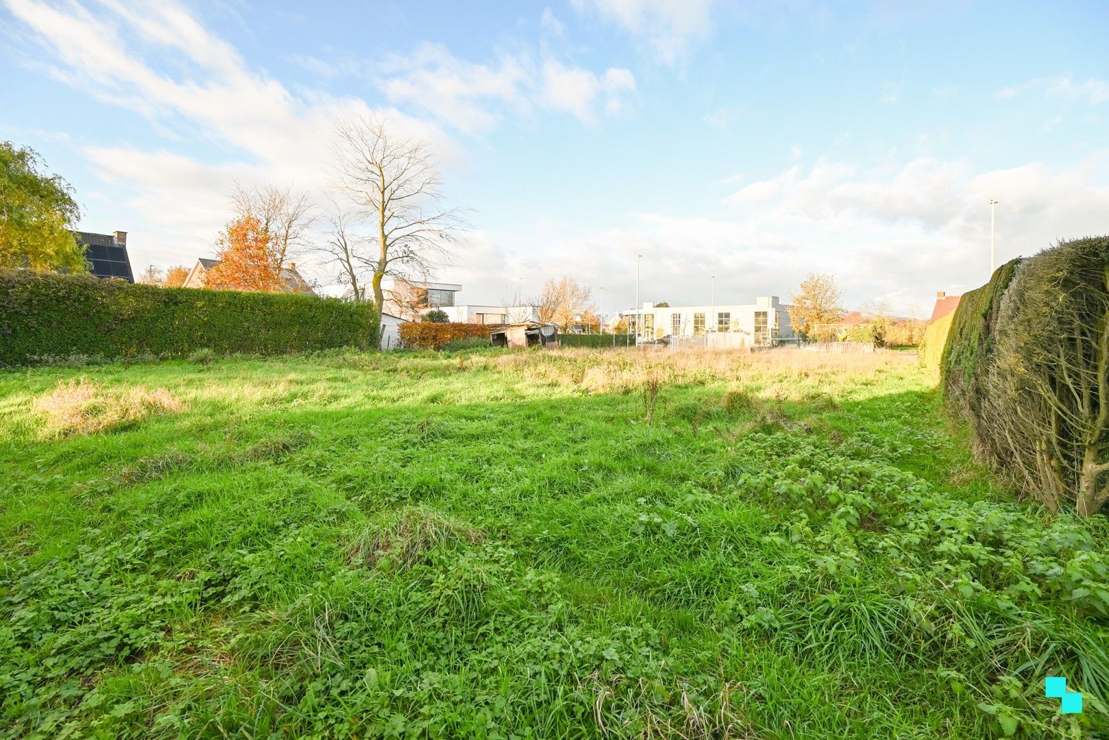 Centraal gelegen bouwgrond te Izegem foto {{pictureIndex}}