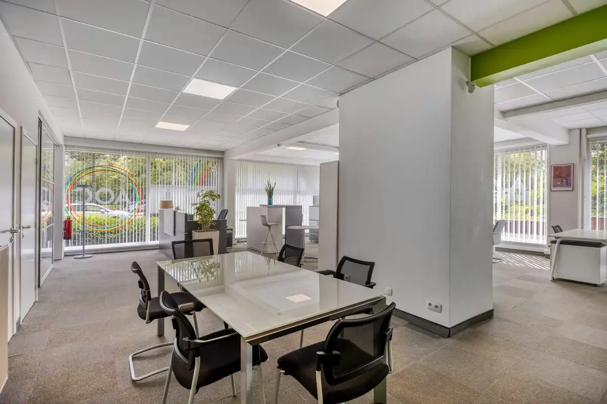 Ruime kantoor op topligging foto 7