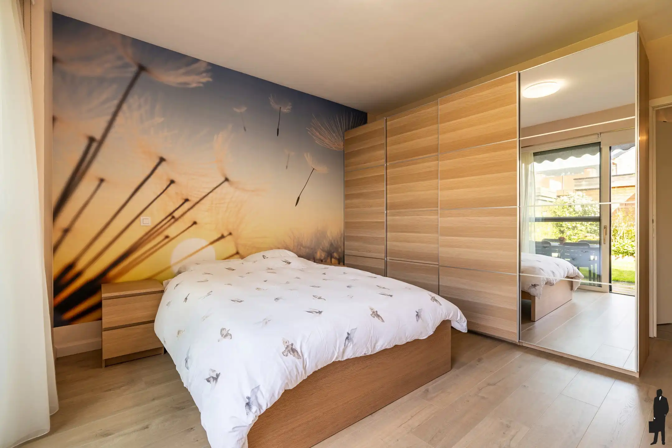 Instapklaar gelijkvloers appartement met tuin en carport foto 7