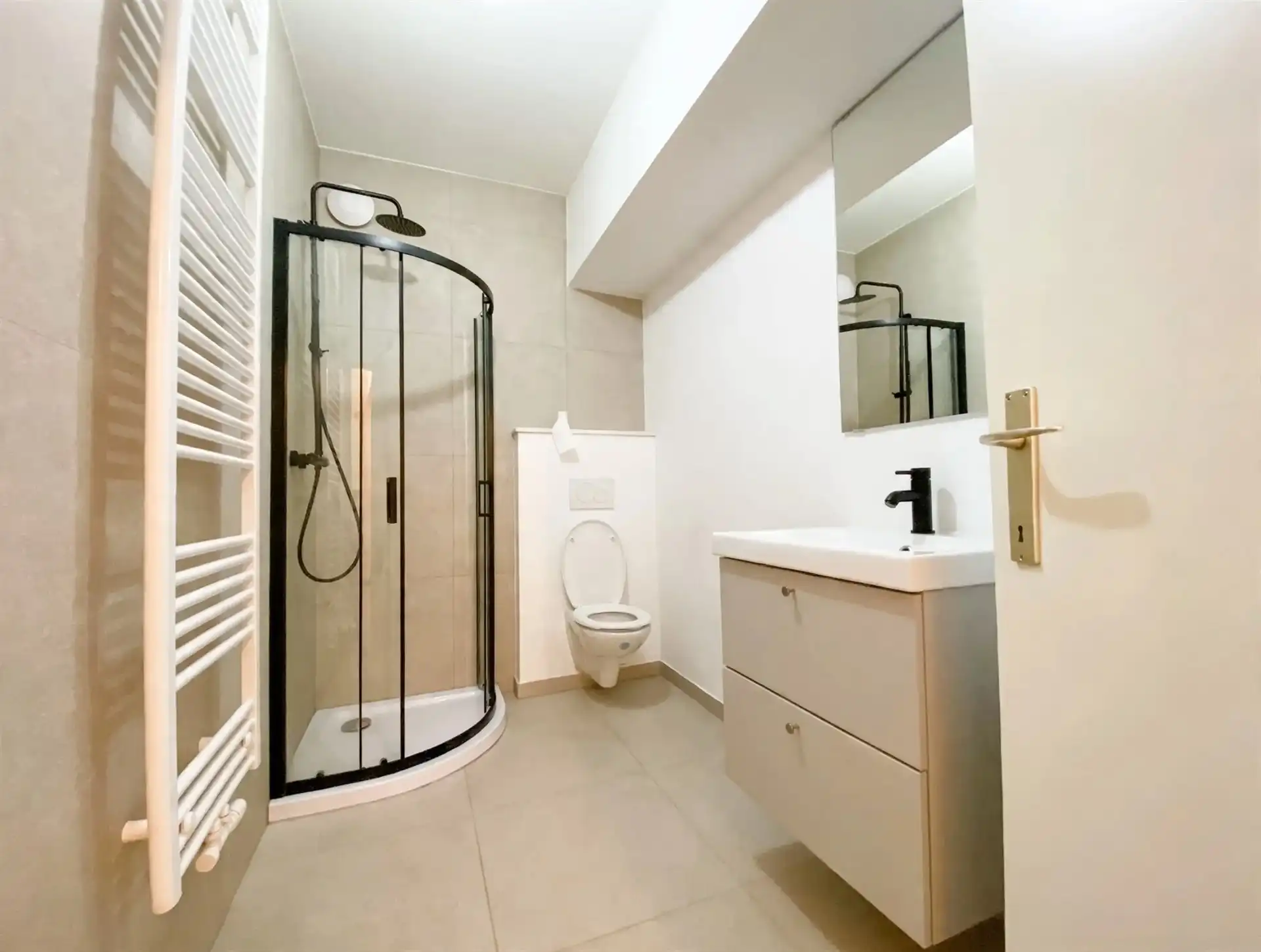 Gezellig appartement in het centrum van Aalst met één slaapkamer foto 3