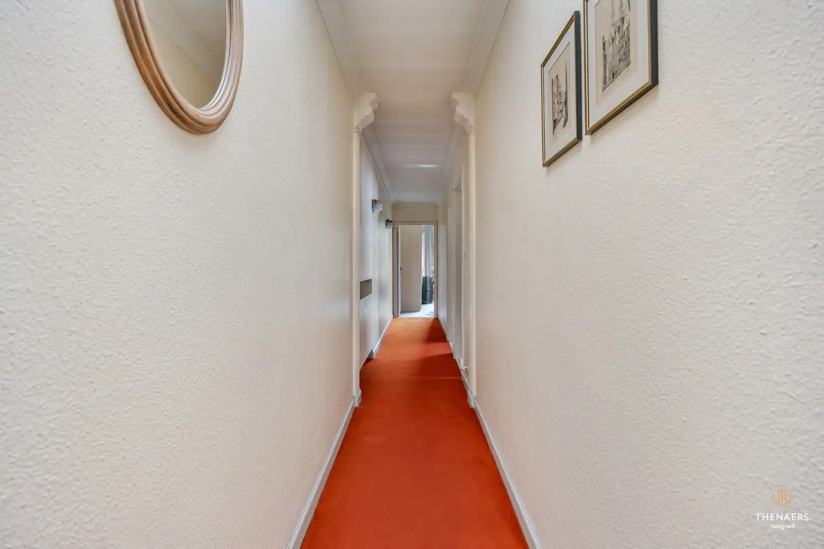 Statige woning met uitzonderlijk veel ruimte, karakter en mogelijkheden pal in het centrum van Sint-Truiden. foto 31