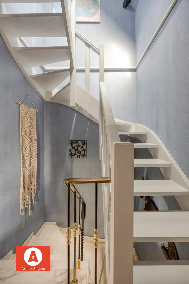 Ruime woning met 5 slpk en prachtige tuin op topligging foto 18