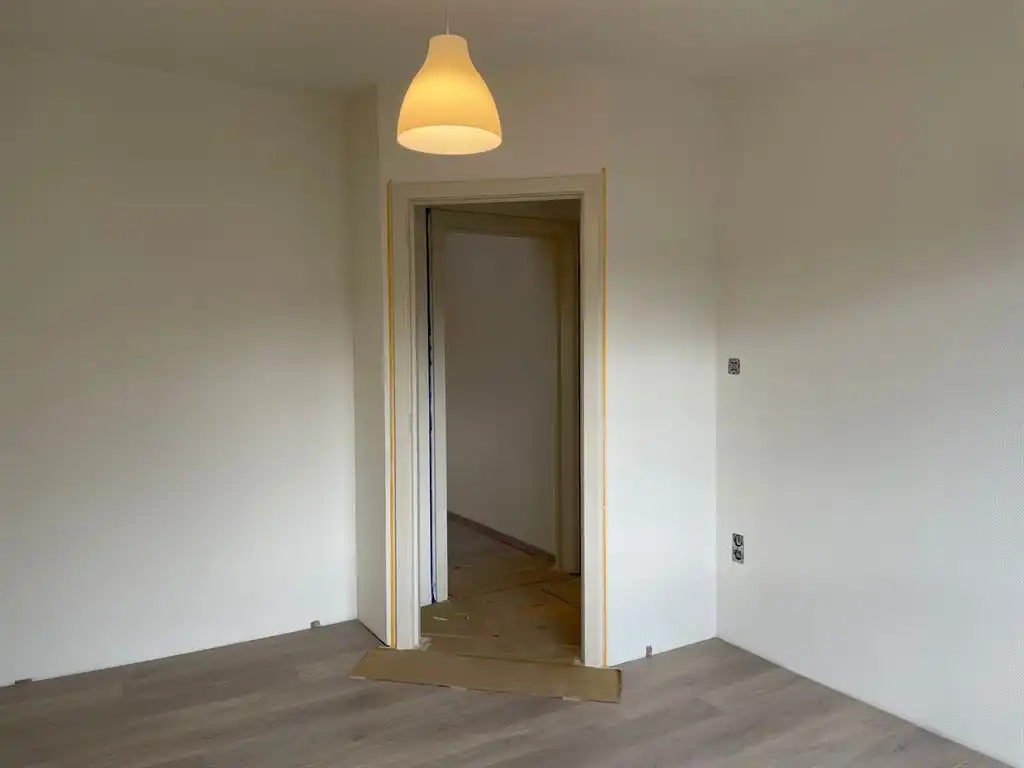 Gezellige en instapklare halfopen bebouwing foto 15