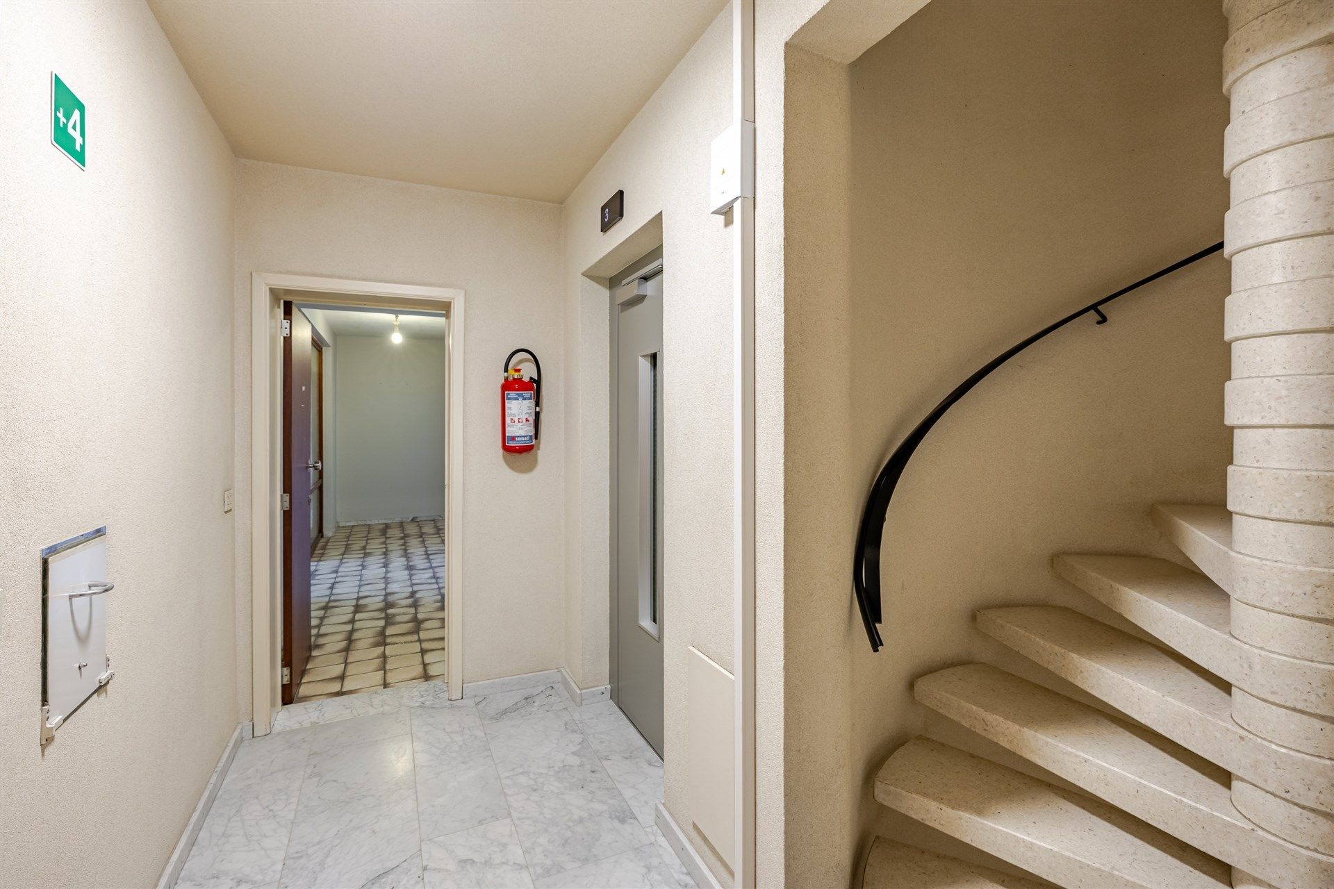 Appartement op de vierde verdieping te Hopmarkt, Aalst foto 18