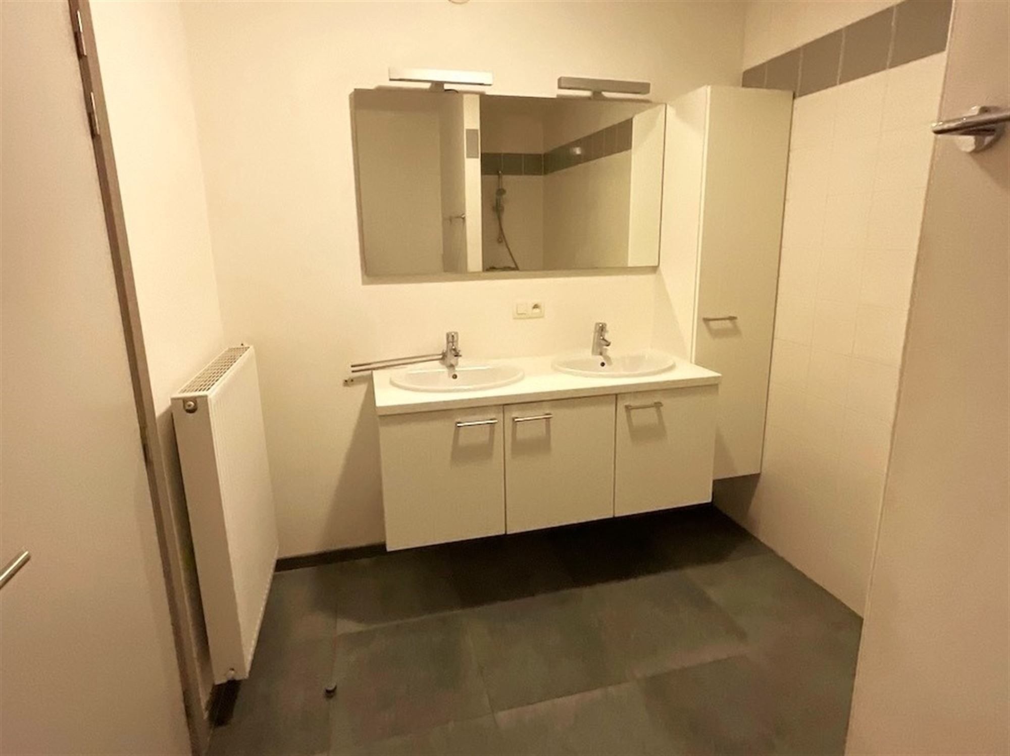 Recent appartement met 2 slaapkamers foto 16