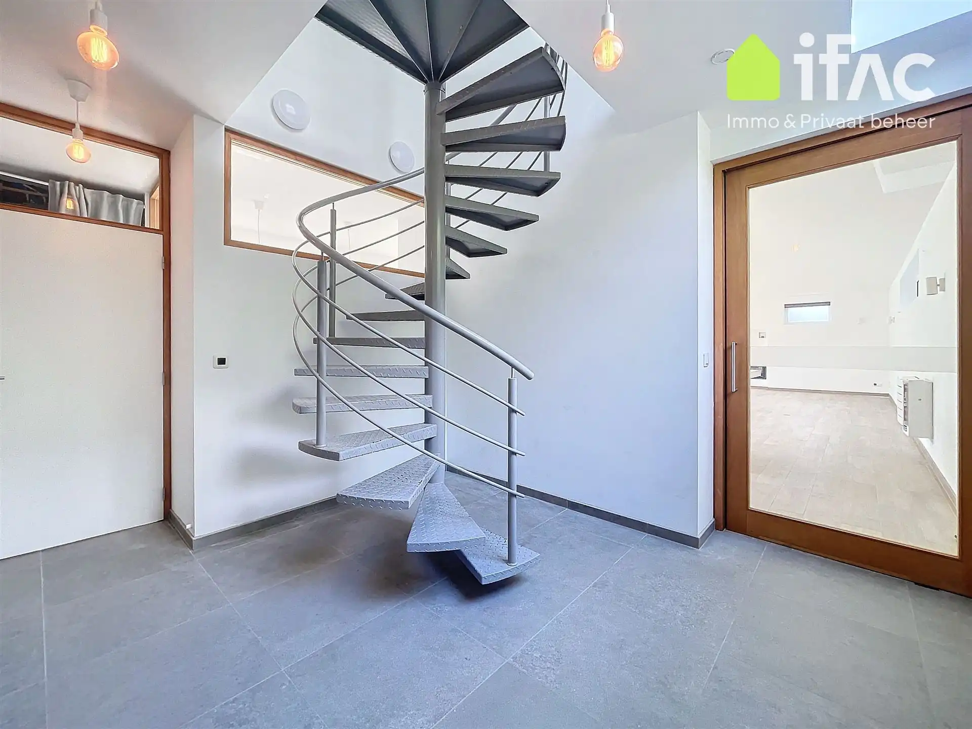 Energiezuinige woning, 4 slaapkamers en leuke tuin foto 3