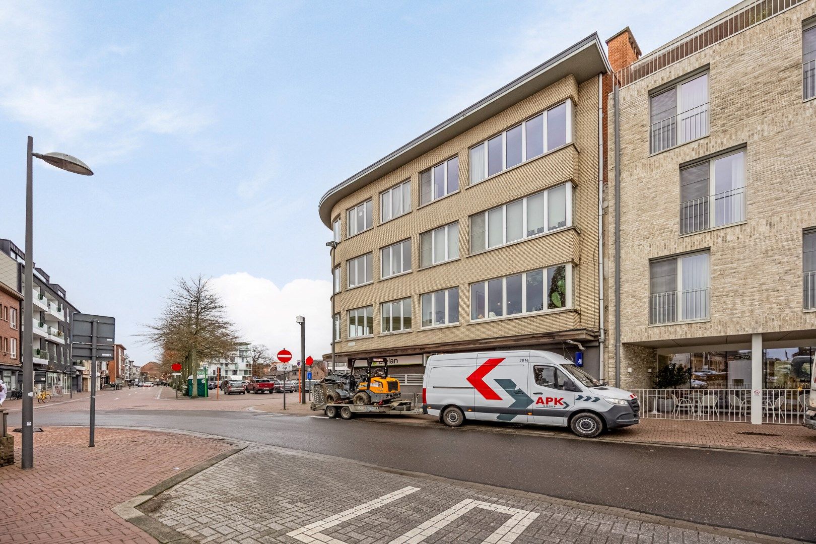 Recent gerenoveerd appartement met 2 slpks gelegen op het Rondplein !  foto 17