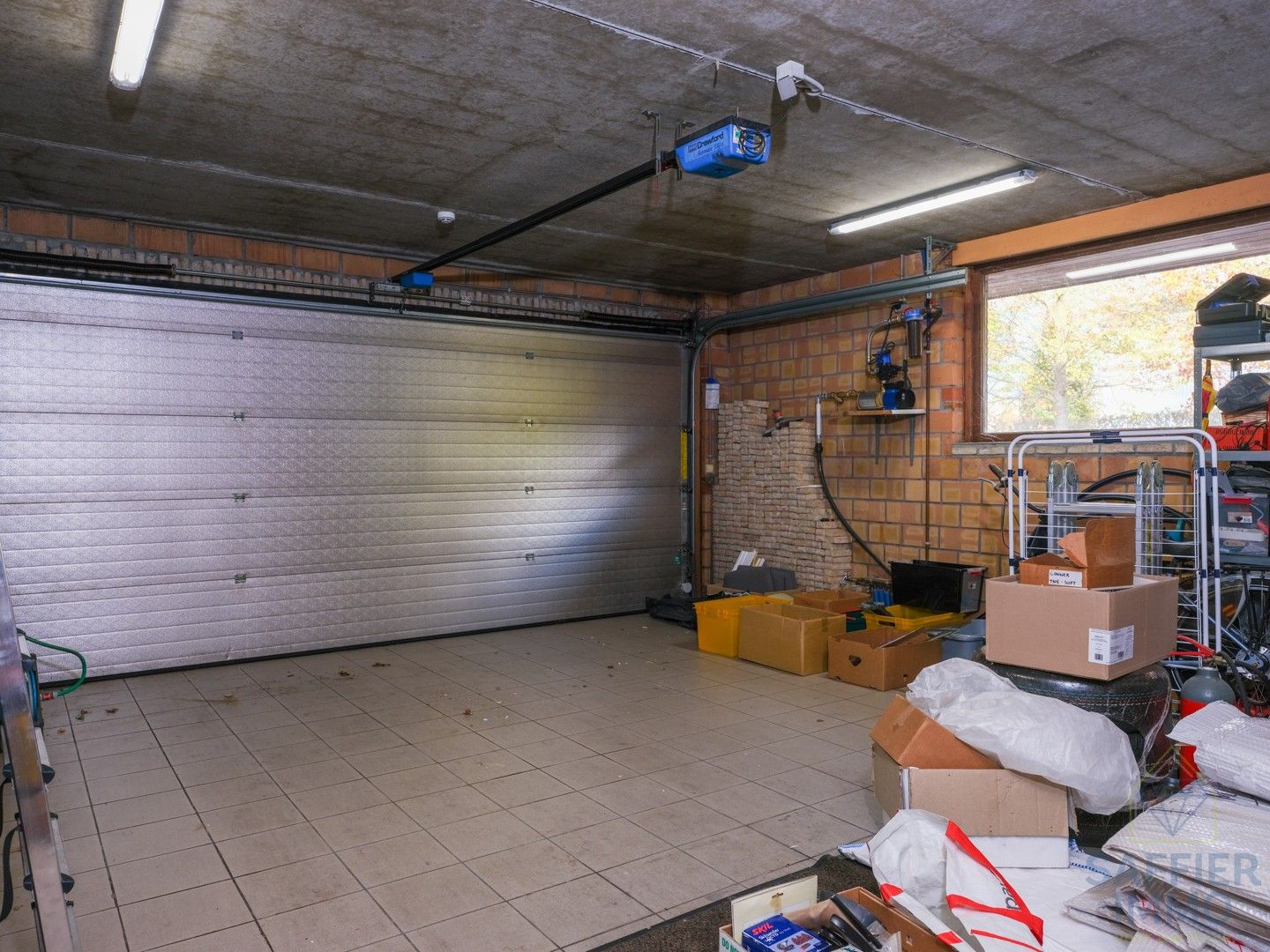 Ruim gebouw in amabachtzone met uitbreidingsmogelijkheden foto 20