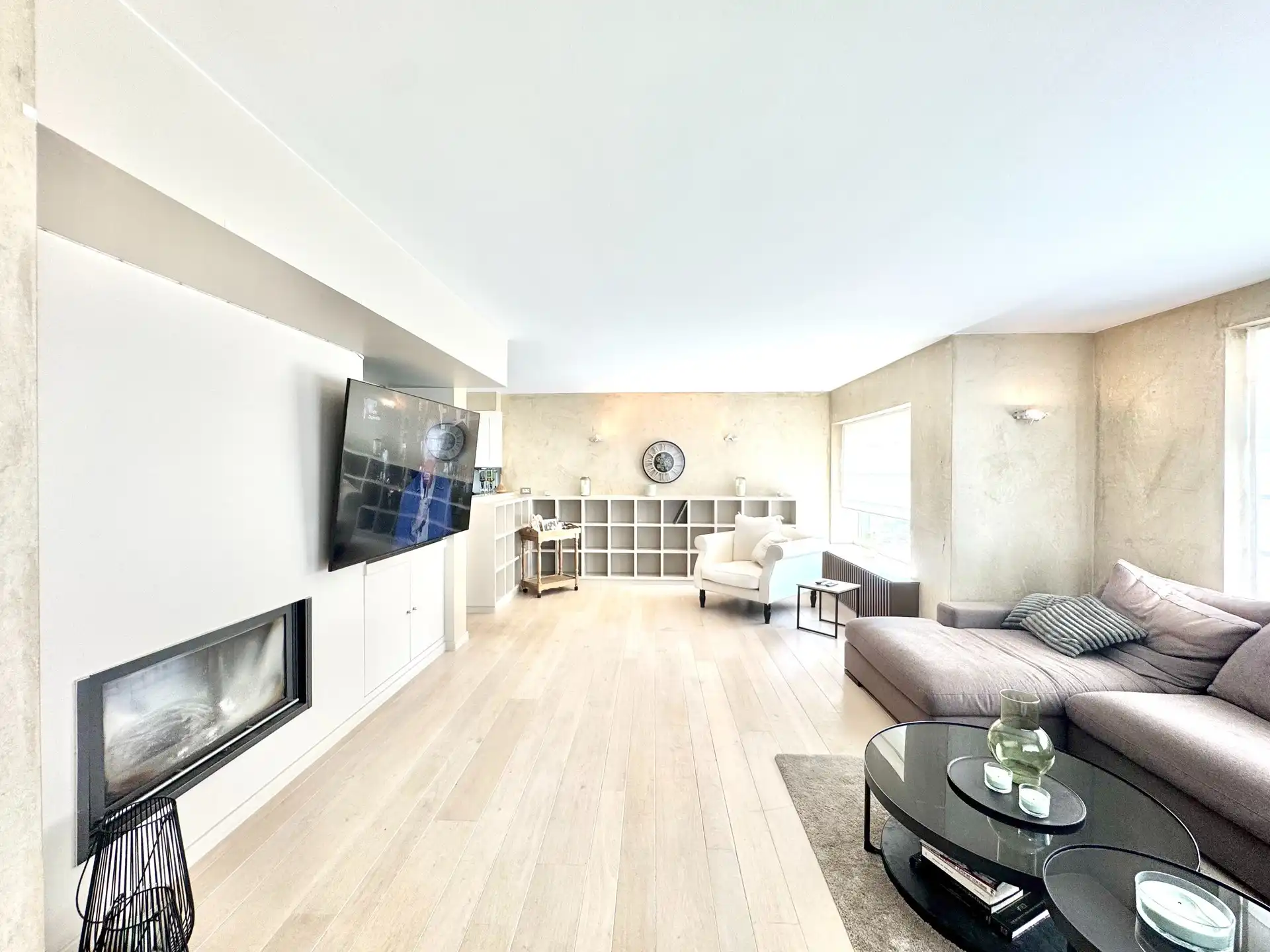 HALFOPEN WONING MET BIJGEBOUW|3 KAMERS|TUIN|440 M² foto 4