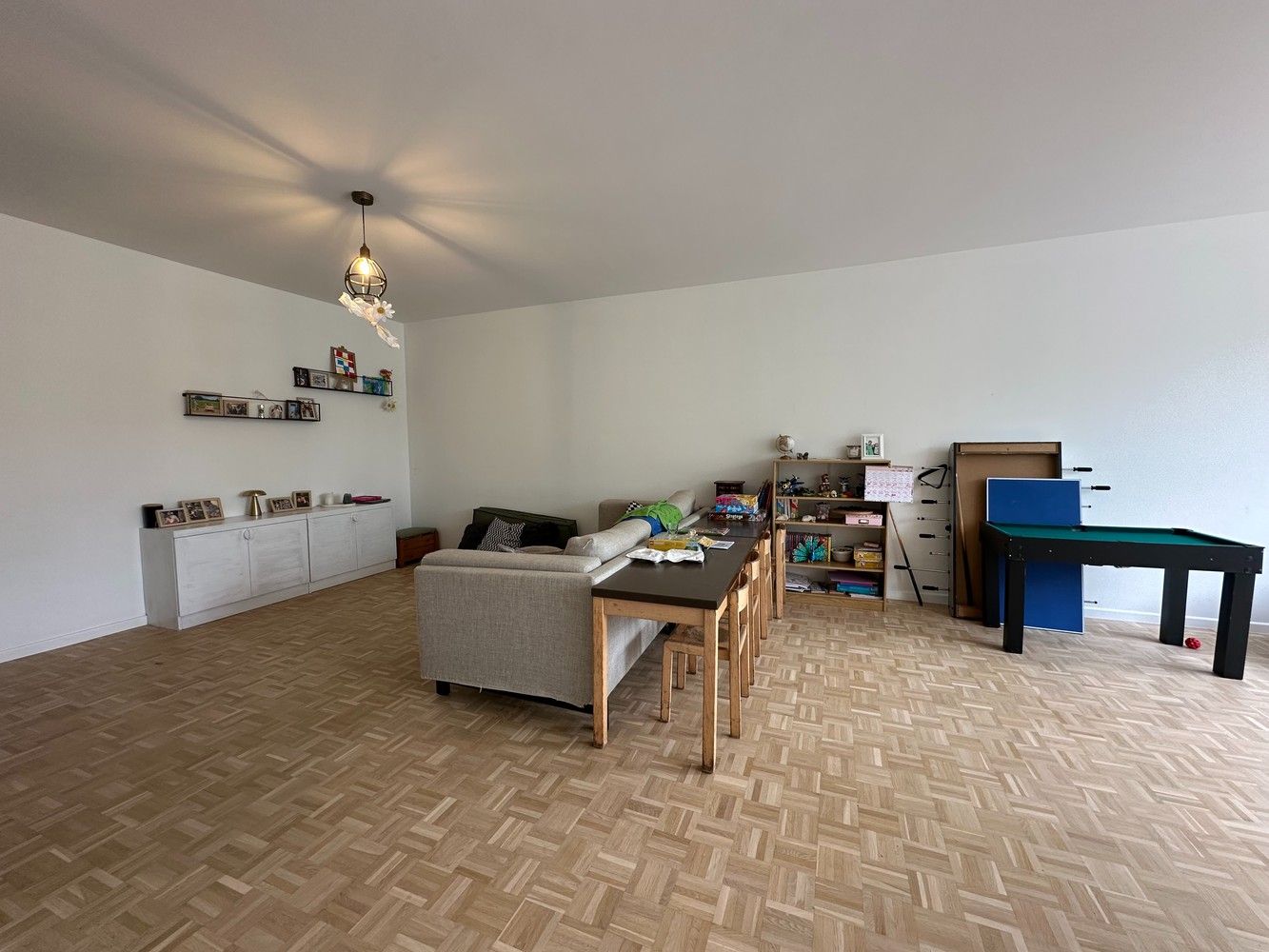Verzorgd 2-slpk appartement met grote tuin te Borsbeek. foto 11