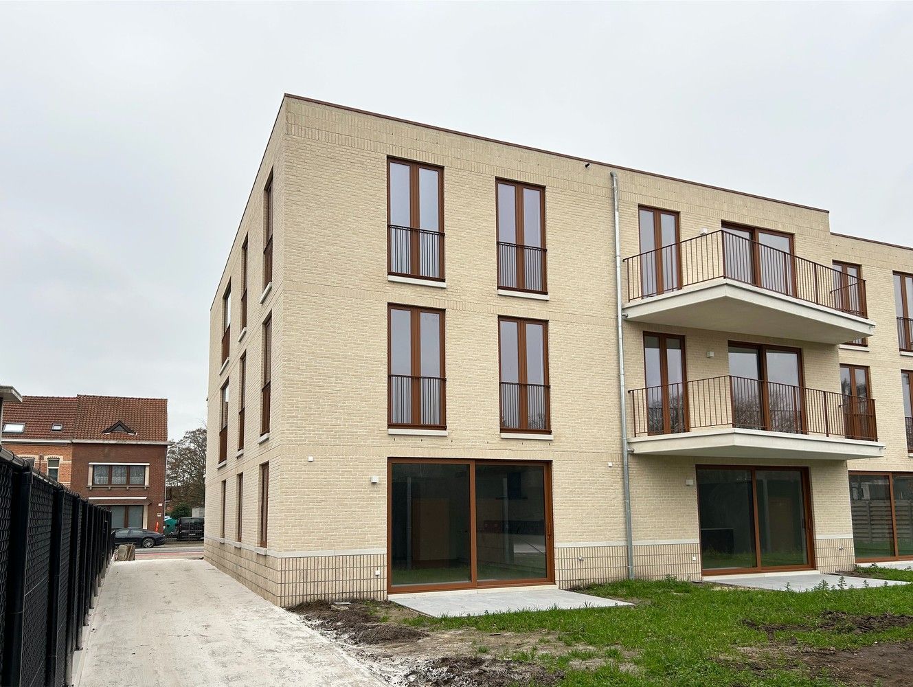Lichtrijk en energiezuinig appartement met terras in Residentie Bo foto 15