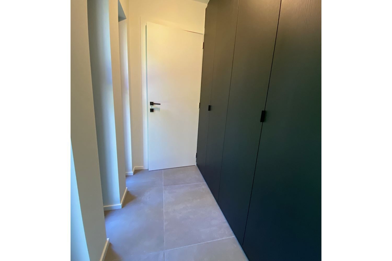 Net gerenoveerde woning met 4 slaapkamers foto 8