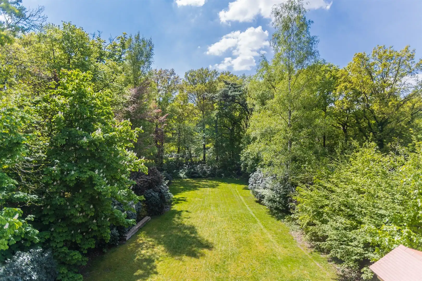 Uitzonderlijke villa bij het dorpscentrum en het park foto 4