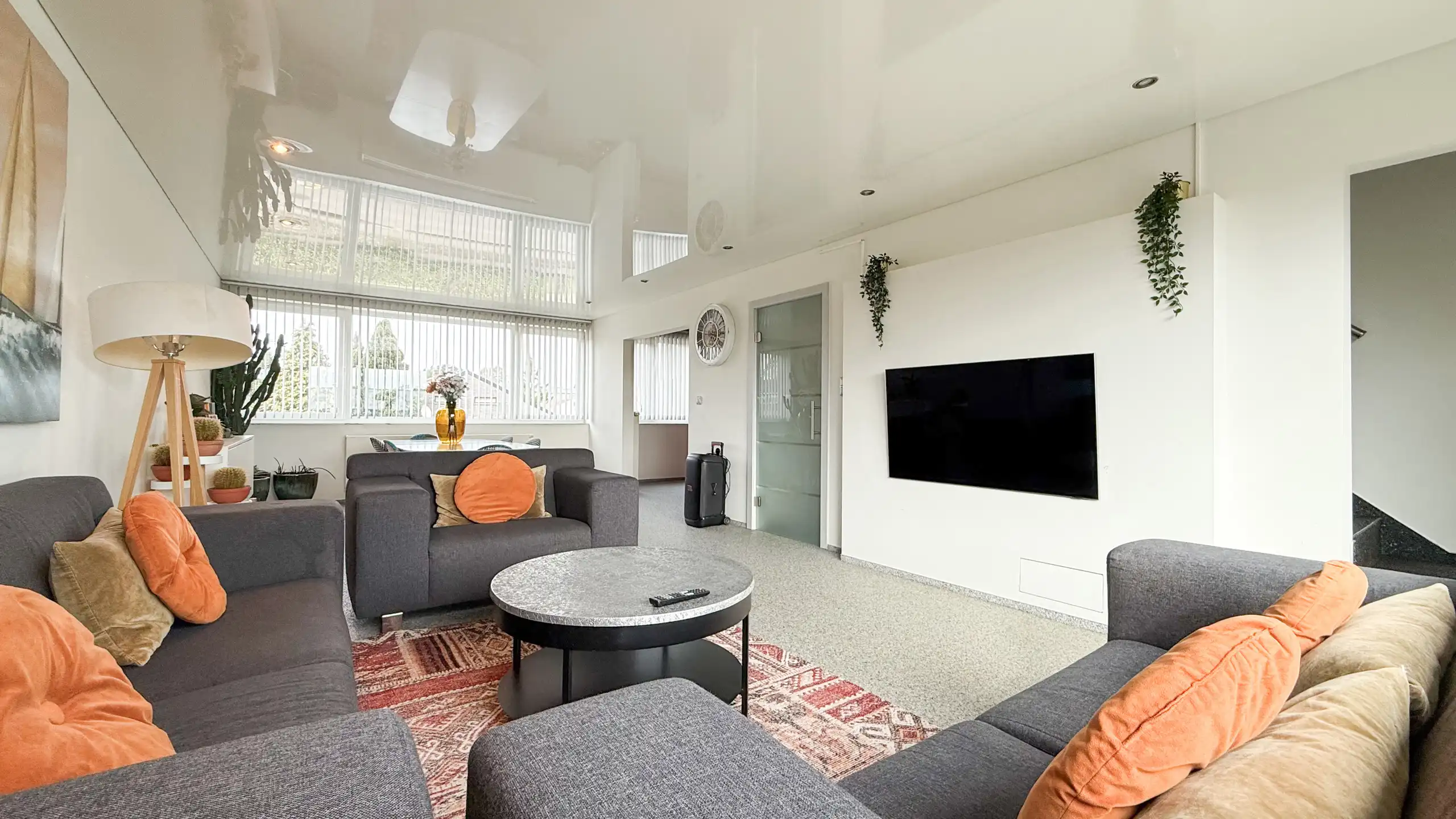 Ruim energiezuinig duplex appartement met 3 slaapkamers! foto 3