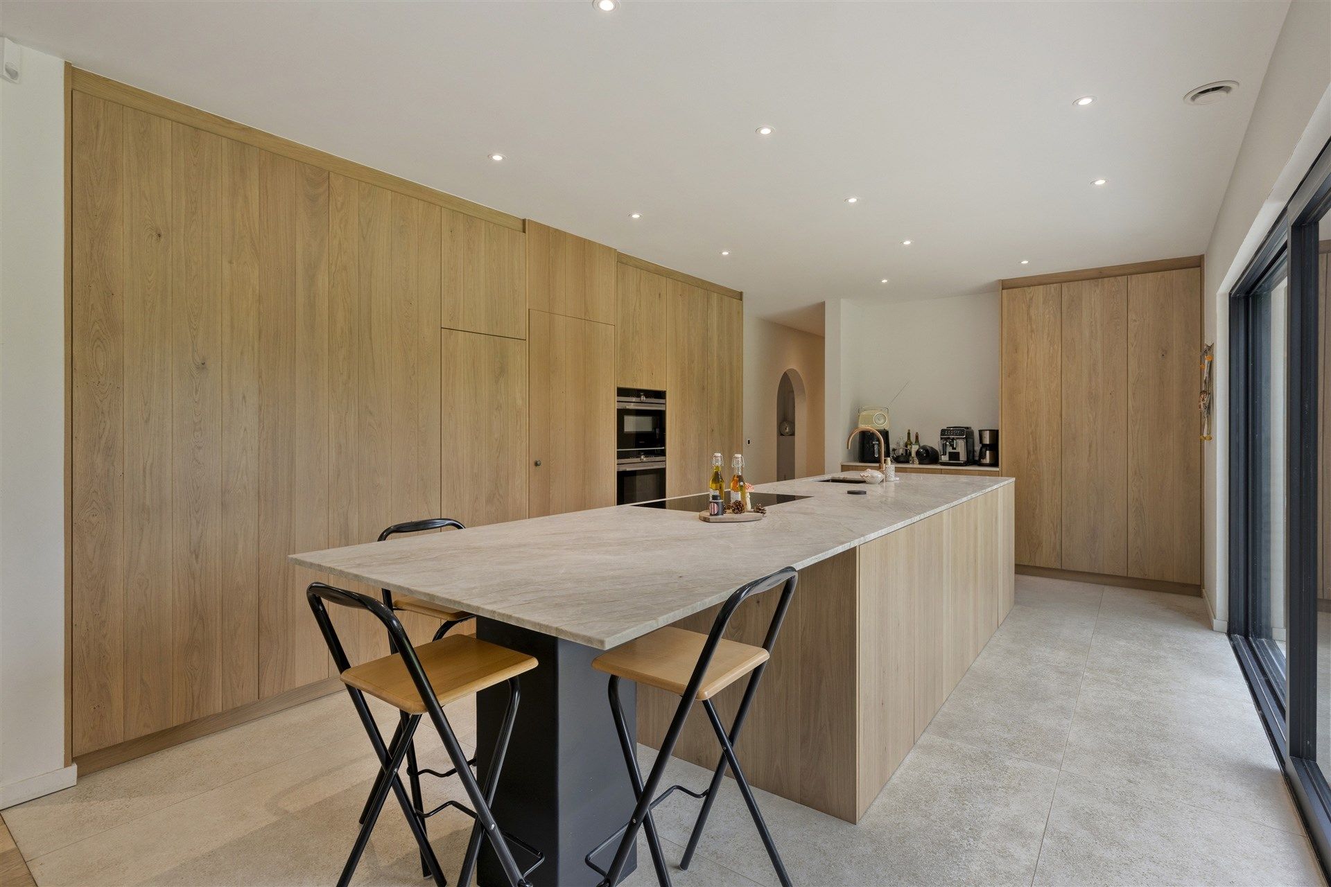 Luxueuze woning met riante tuin te Sint-Lievens-Houtem foto 7