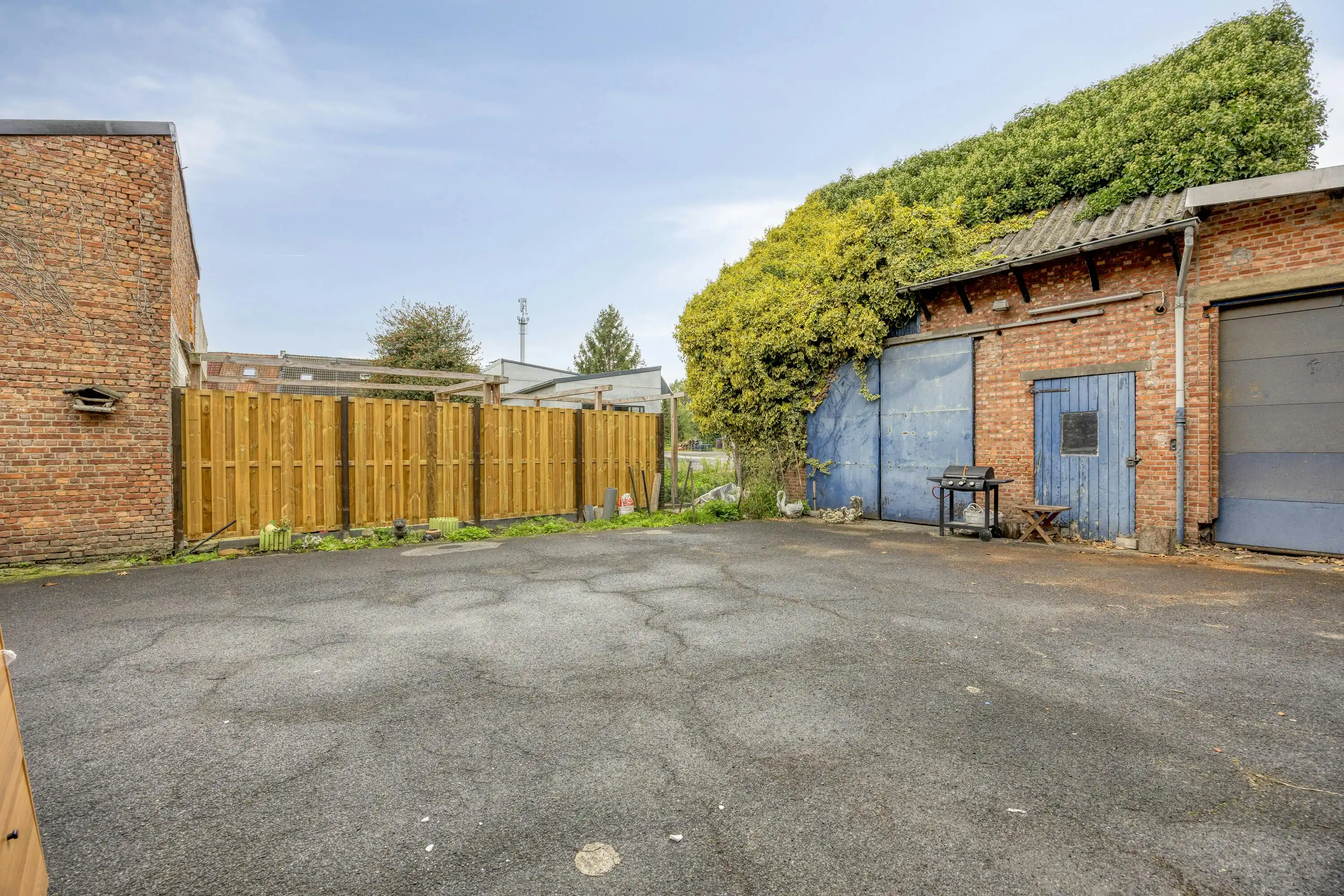 Huis met magazijn te koop in Bazel  foto 18