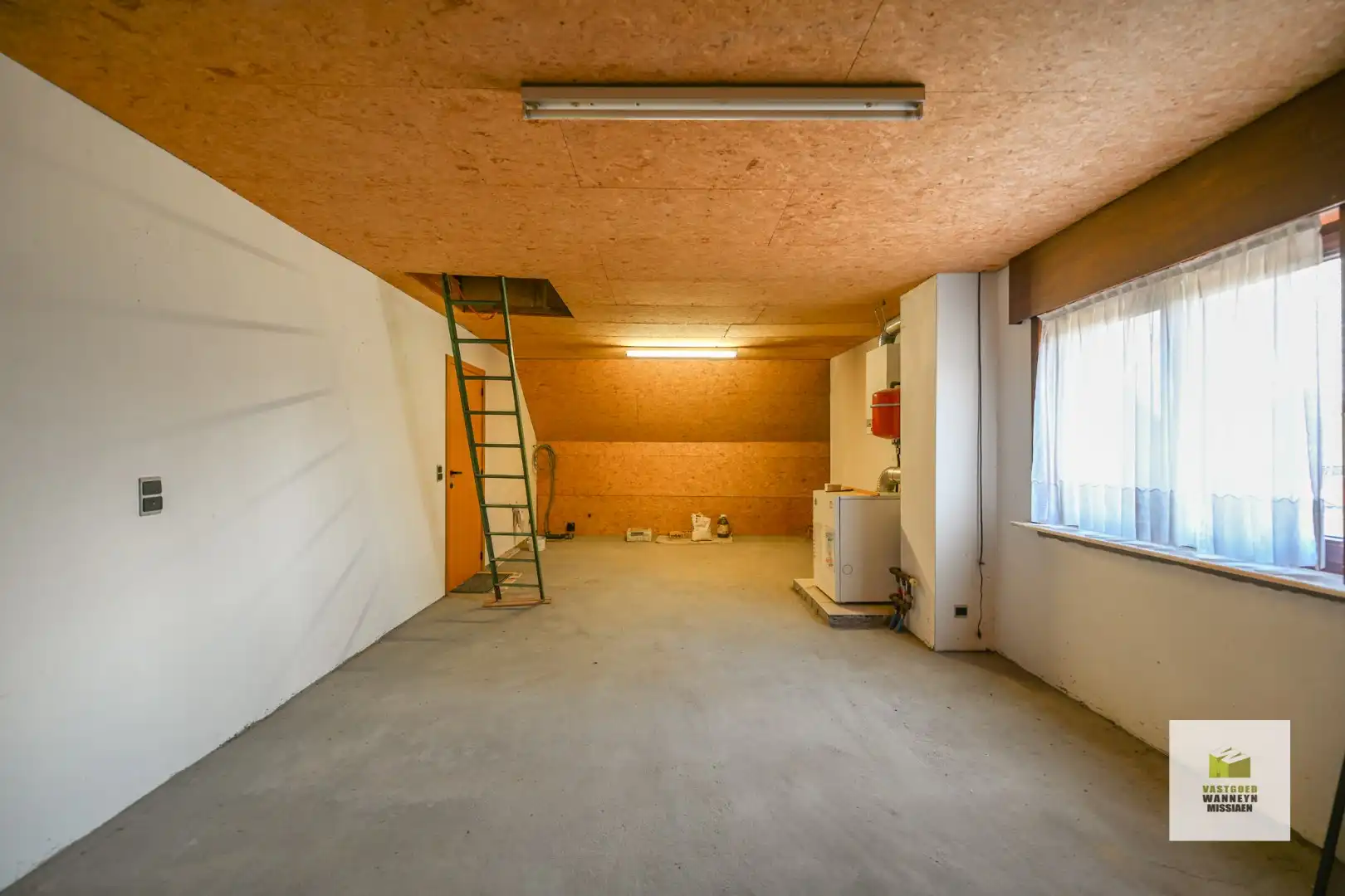 Zeer centraal en rustig gelegen ruime woning met 5 slaapkamers foto 22