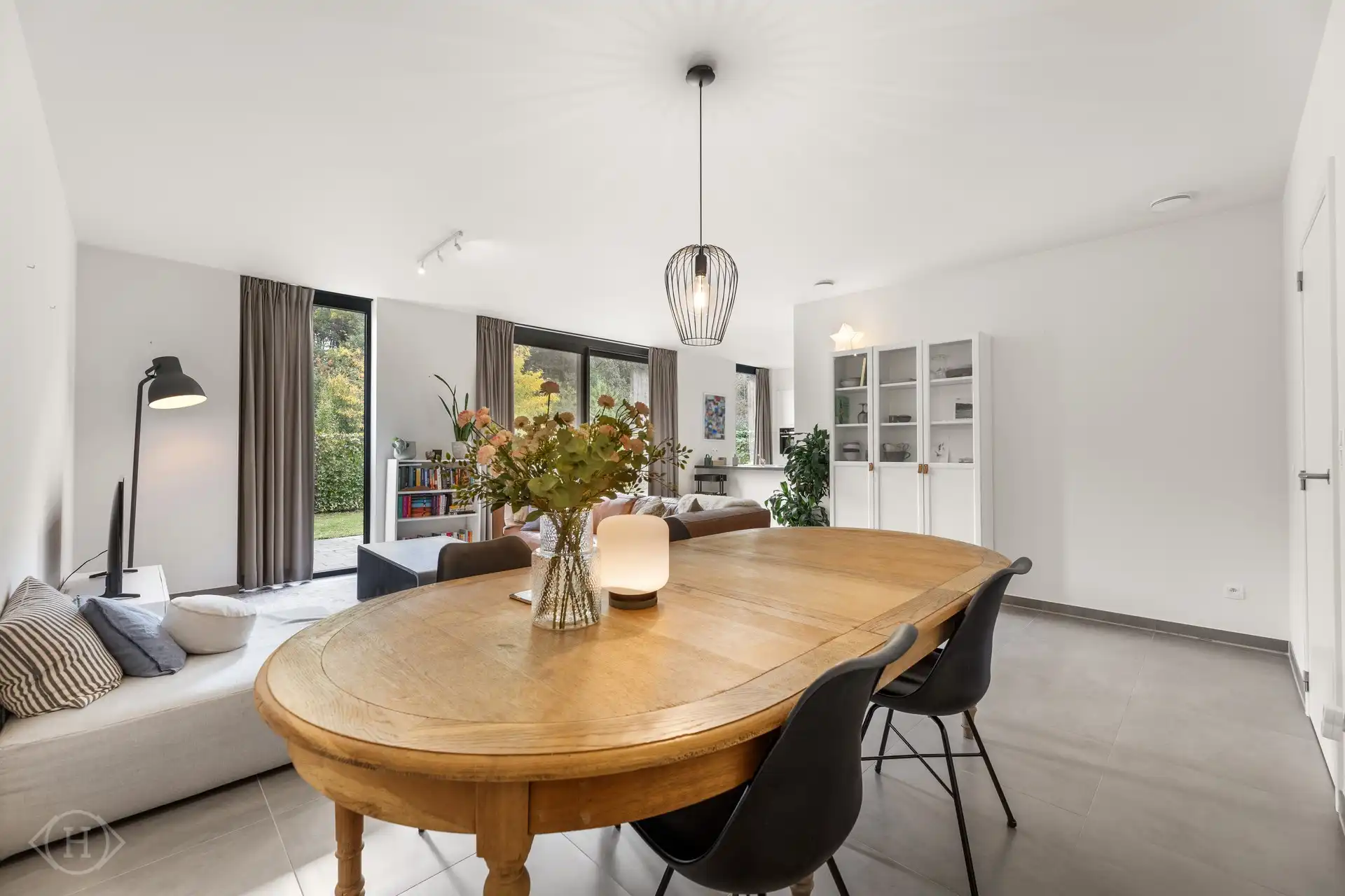 Modern 2-slaapkamerappartement met tuin foto 5