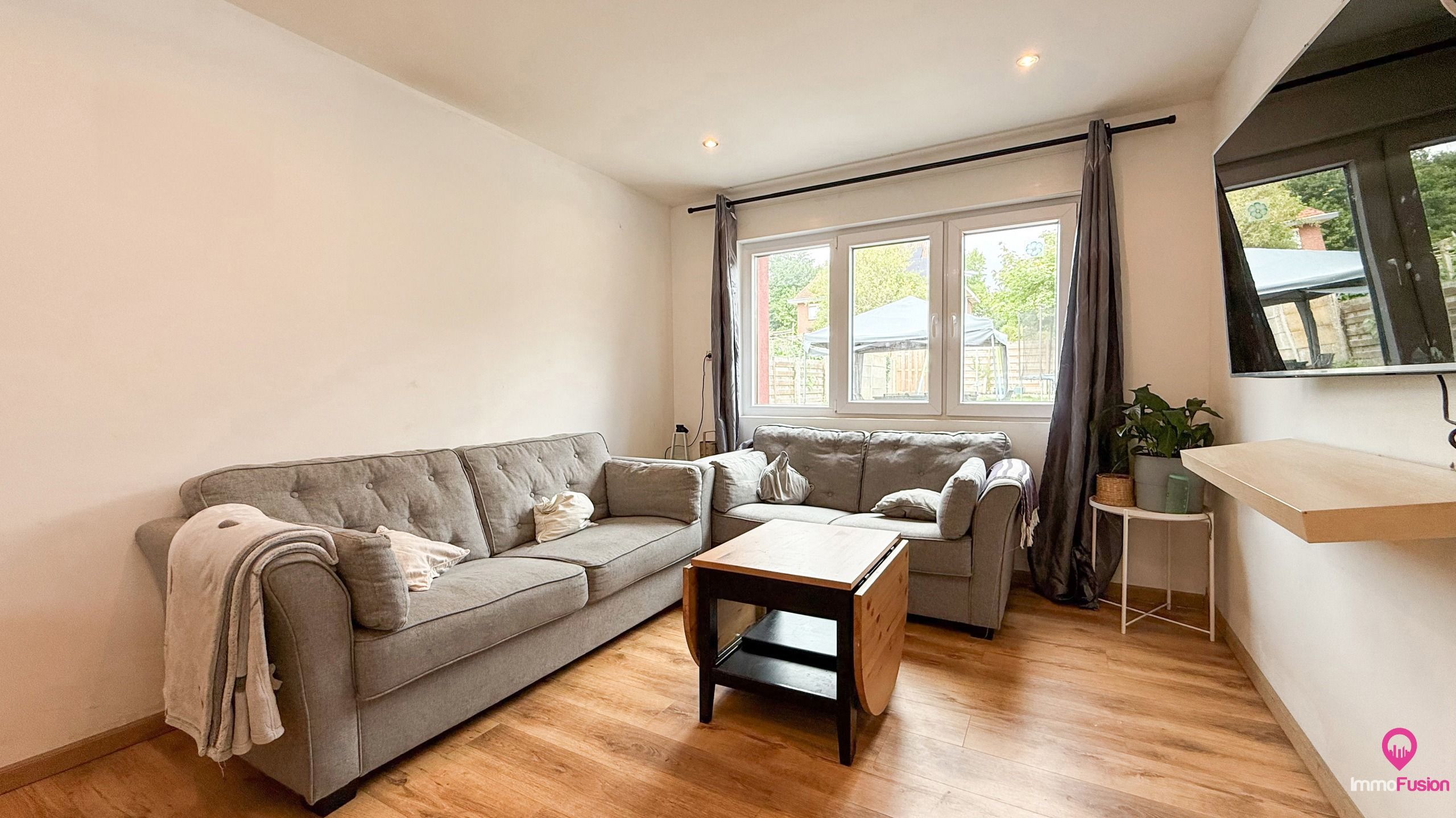 Woning met handelsruimte en 203 m² woonopp. te Houthalen! foto 8
