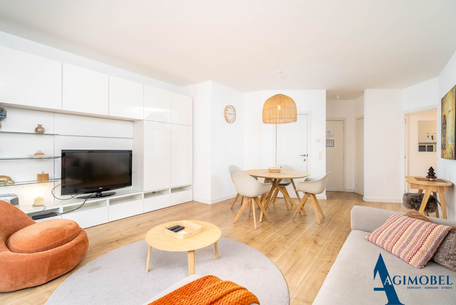 Ideaal gelegen 1-slaapkamerappartement, volledig zuidgericht en met een open zicht op de mooie Koningslaan te Knokke. foto 4