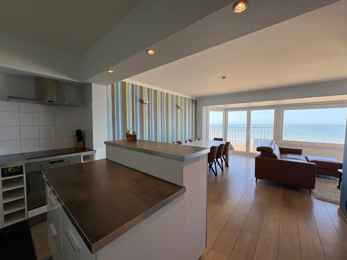  Uniek appartement te koop op de Zeedijk in Koksijde  foto 6