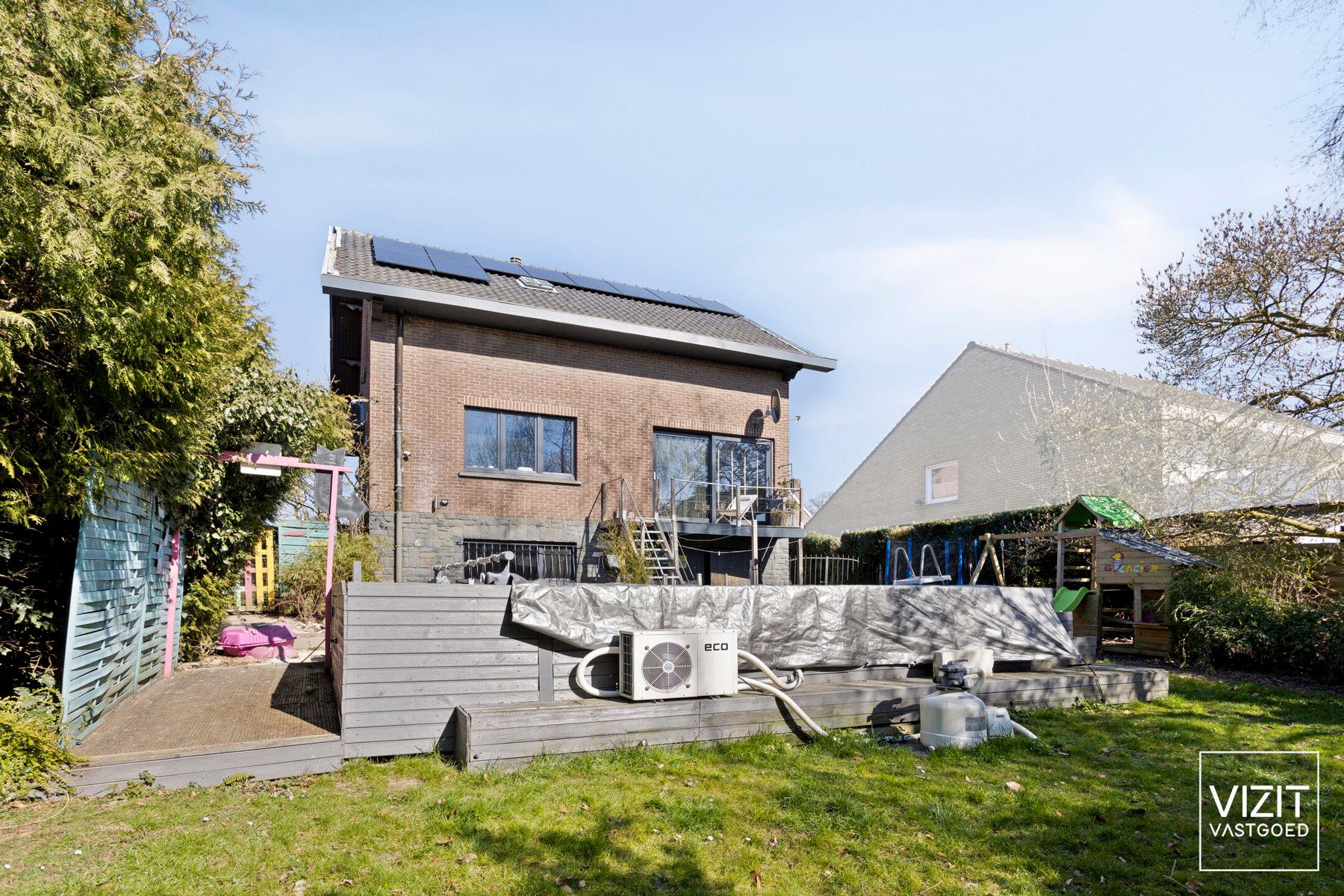 Uitstekend gelegen villa met 4 slaapkamers foto 3