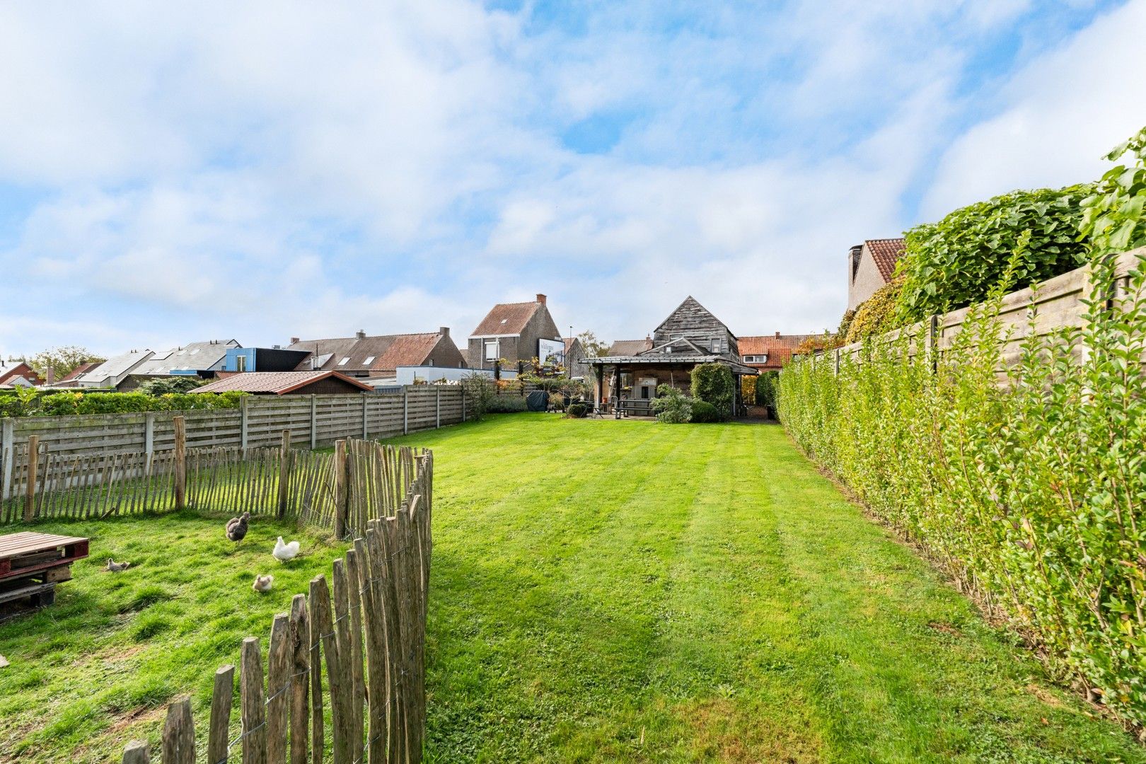 Instapklare, karaktervolle woning op 698 m² foto 2