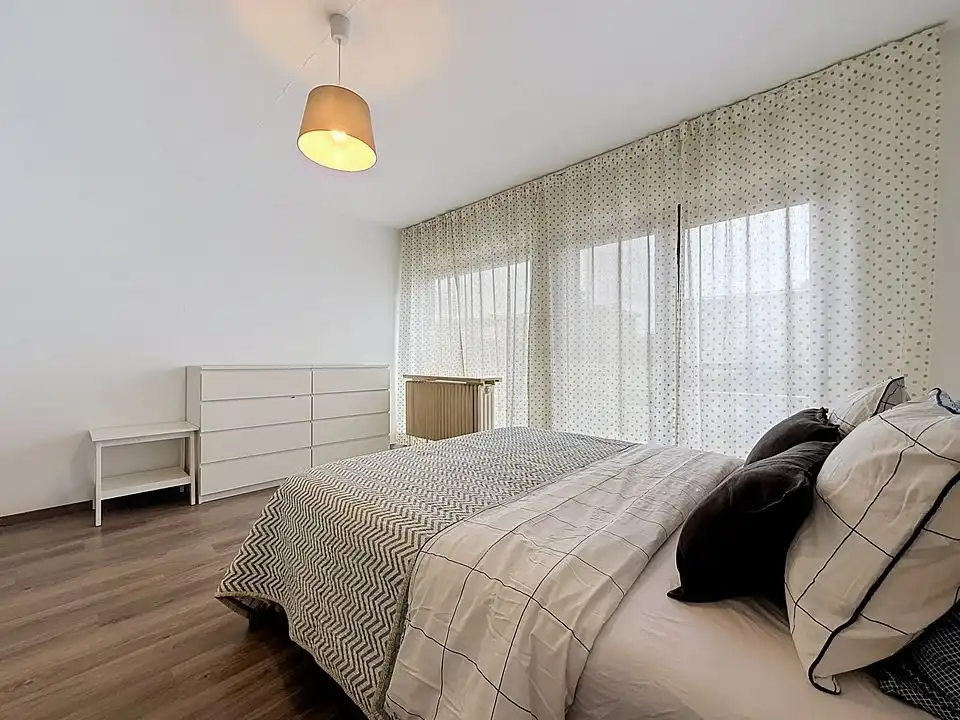 B&B Moment : Instapklare rijwoning met tuin op rustige ligging te koop in Lint foto 15