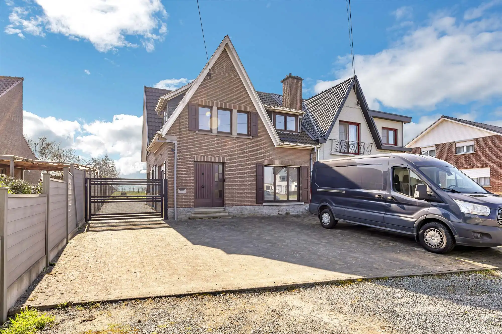Robuuste woning op ruim perceel foto 26