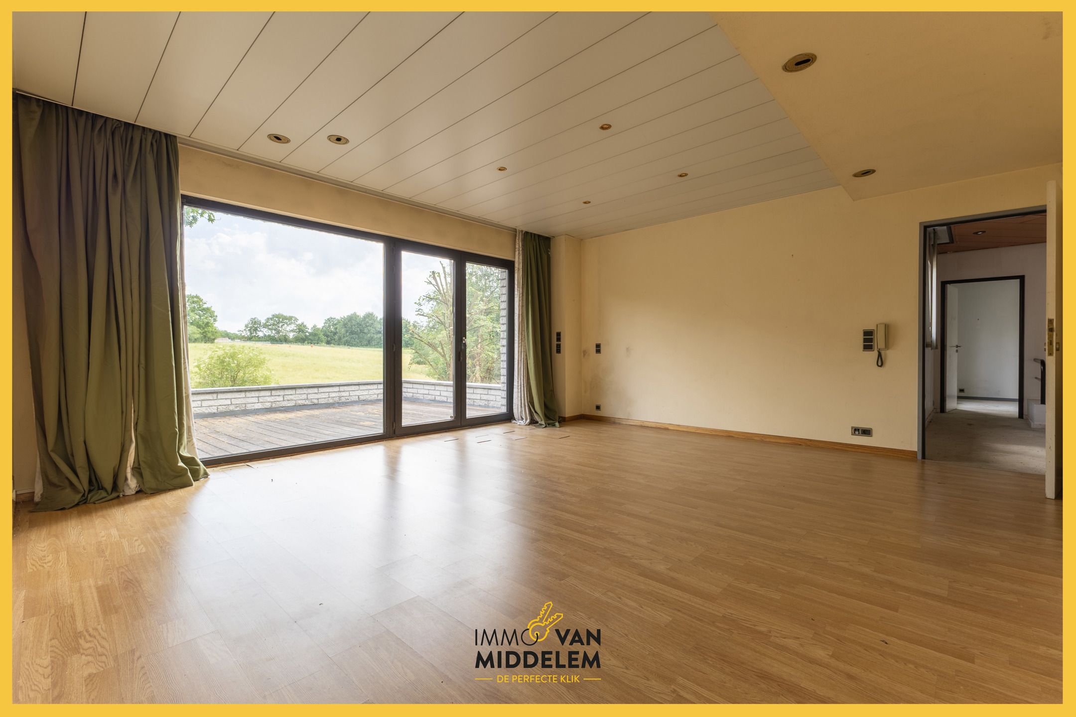 UNIEKE VILLA MET ZICHT OP NATUURGEBIED foto 13