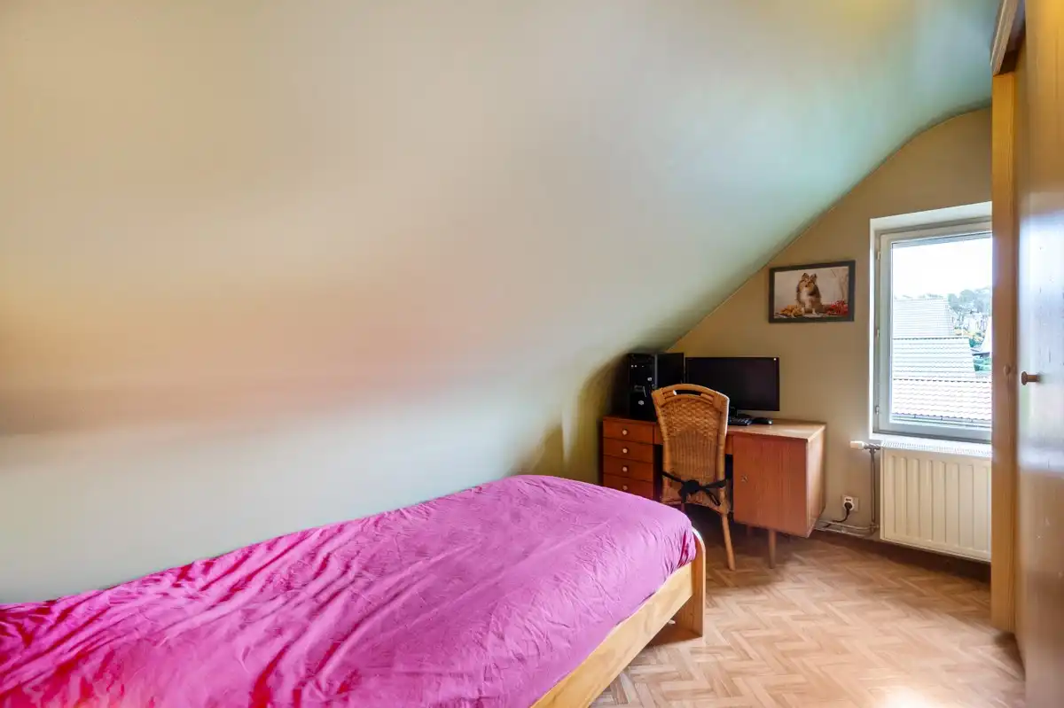 Thuiskomen in alle rust - charmante woning met 4 slaapkamers op 645 m² in doodlopende straat. foto 17