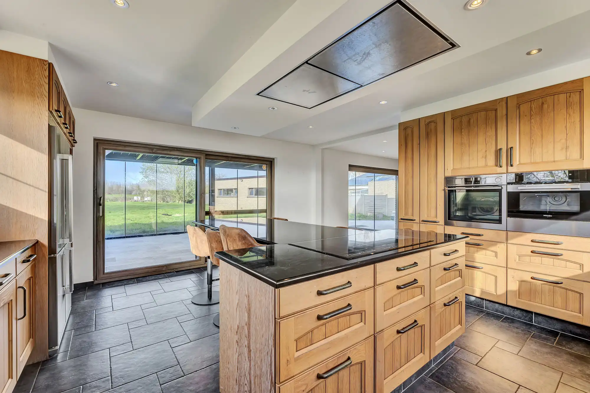Fantastische woning met mogelijkheid zelfstandige activiteit foto 6